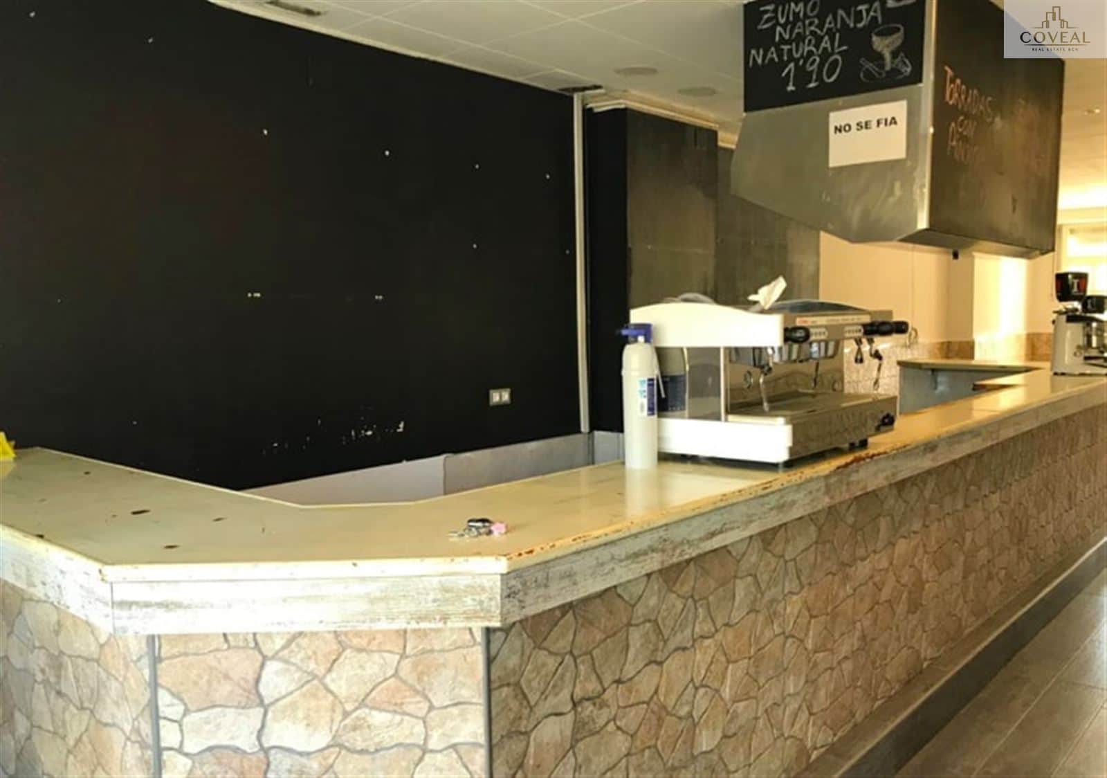 Local con cambio de uso a vivienda en Avd President Companys - Foto 3