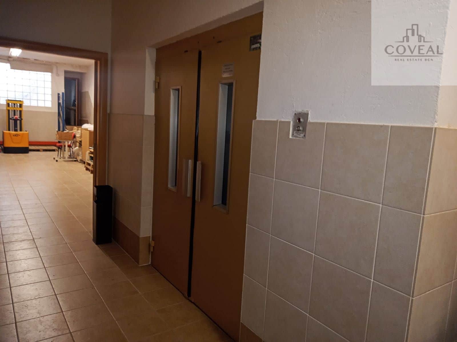 ALMACEN OFICINAS REGISTRALMENTE CONSTA COMO CASA ENTRE MEDIANERAS - Foto 4