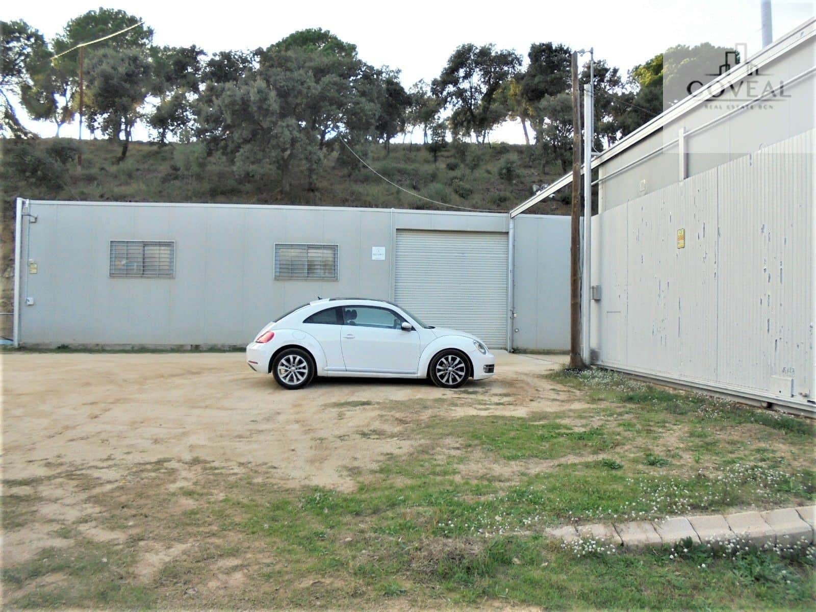 16 ha DE TERRENO CON 9 NAVES INDUSTRIALES - Foto 3