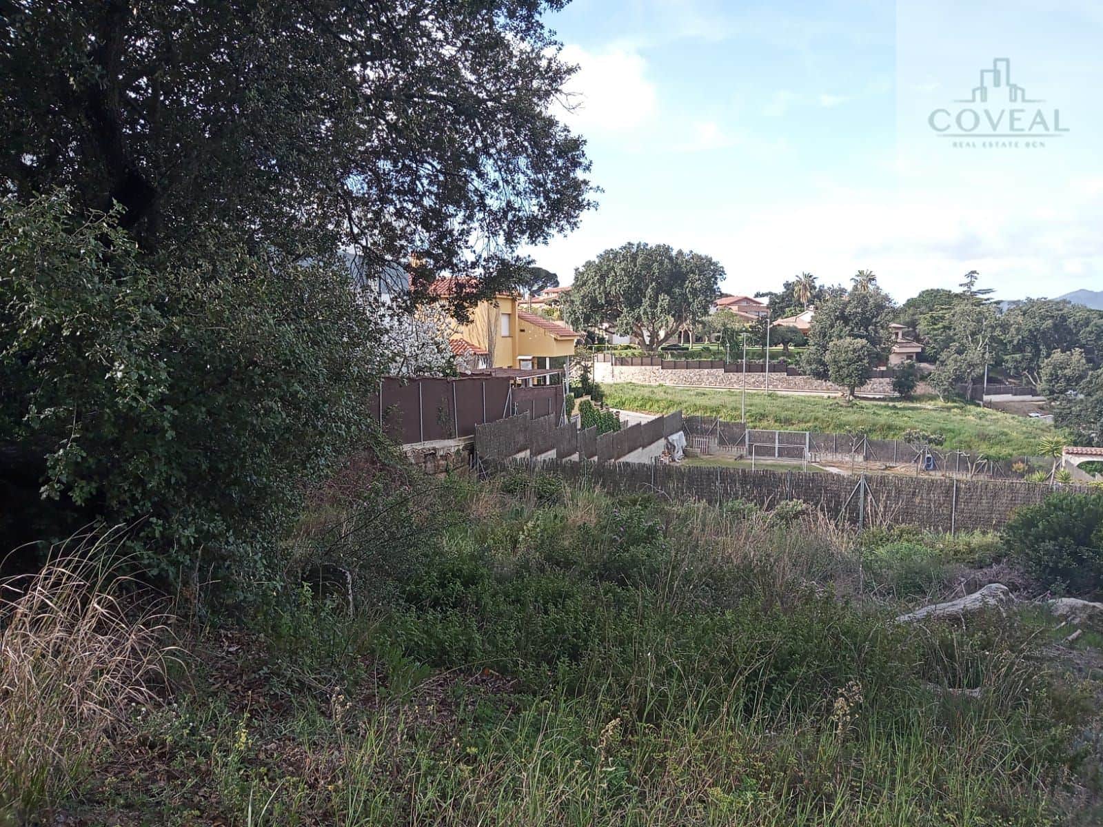 SOLAR TOTALMENTE LLANO CON TODOS LOS SERVICIOS ARGENTONA - Foto 2
