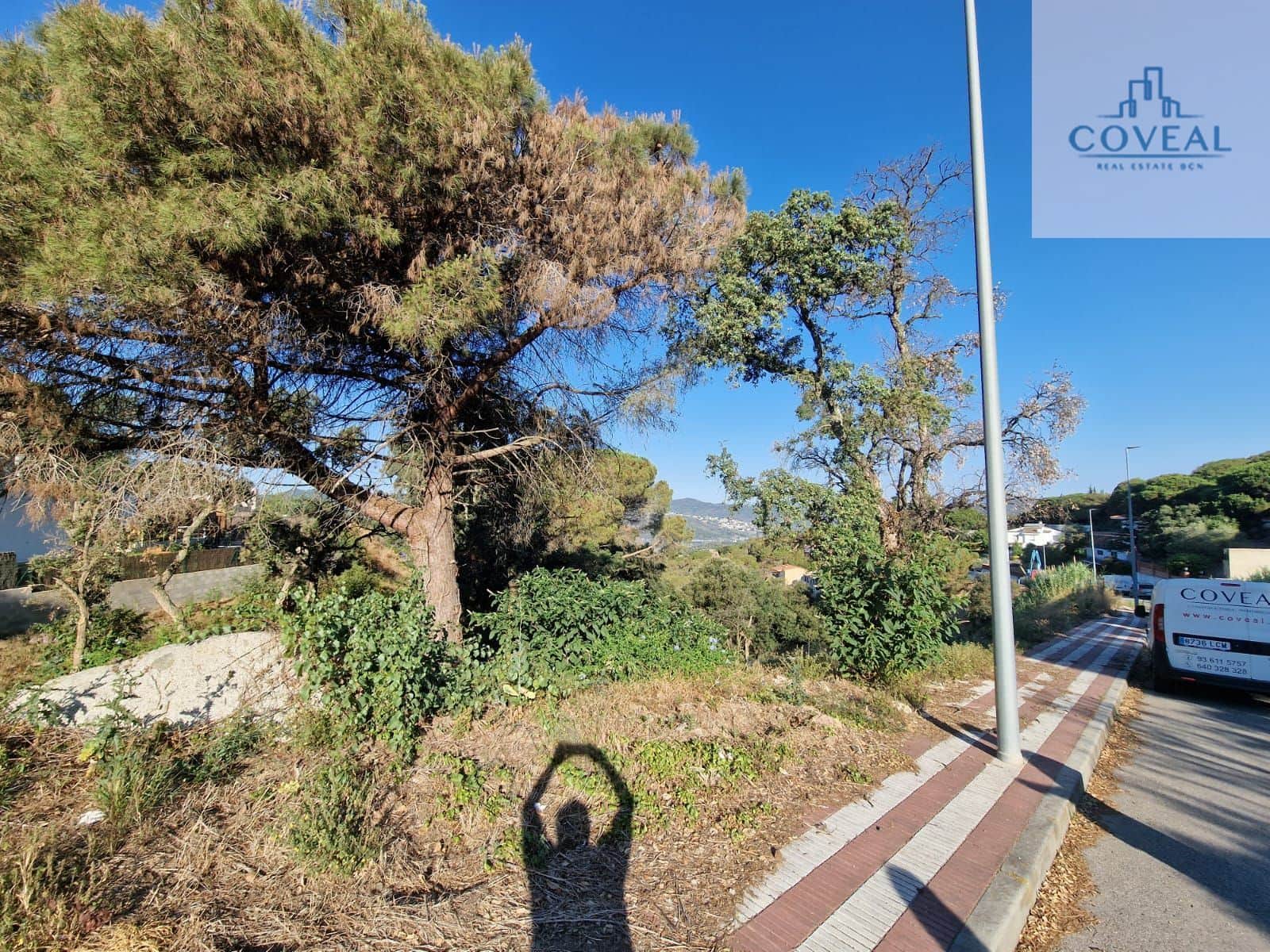 TERRENO DE 820 m2 CON PROYECTO REALIZADO - Foto 3