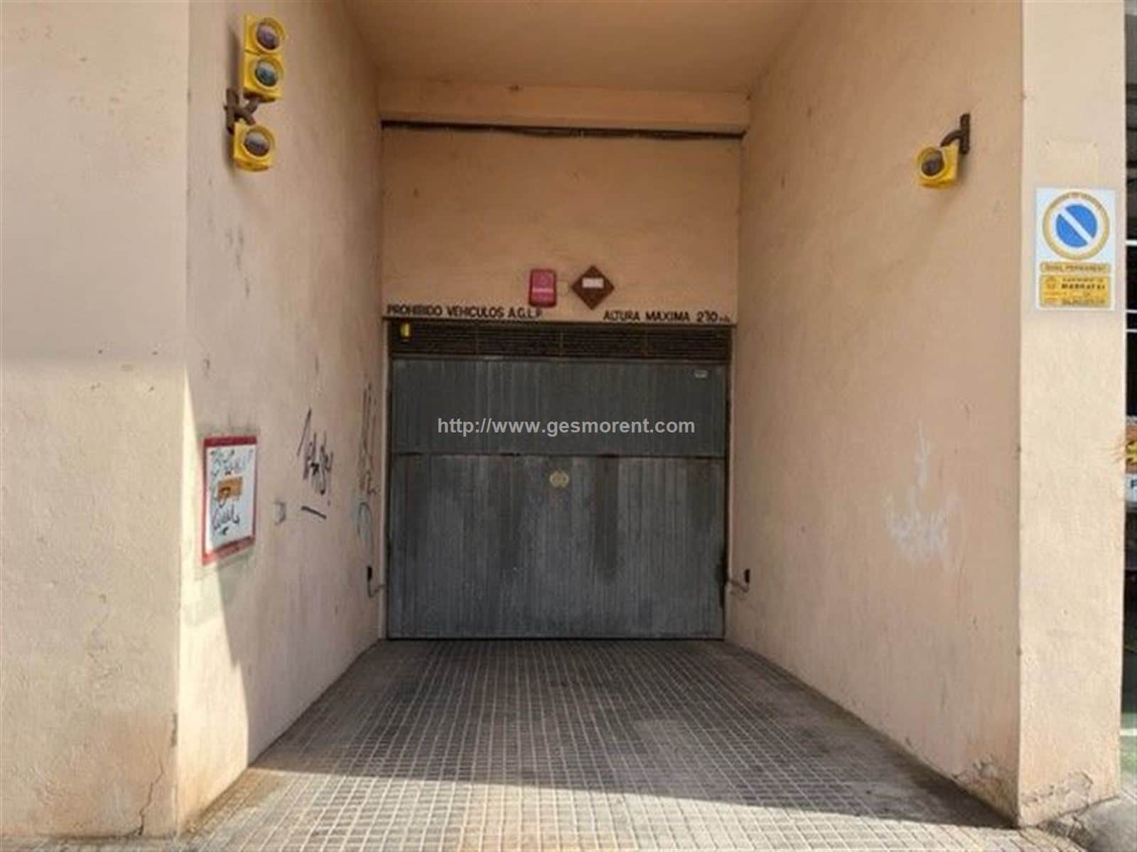 PLAZAS DE PARKING EN VENTA EN LA CABANA - Foto 1