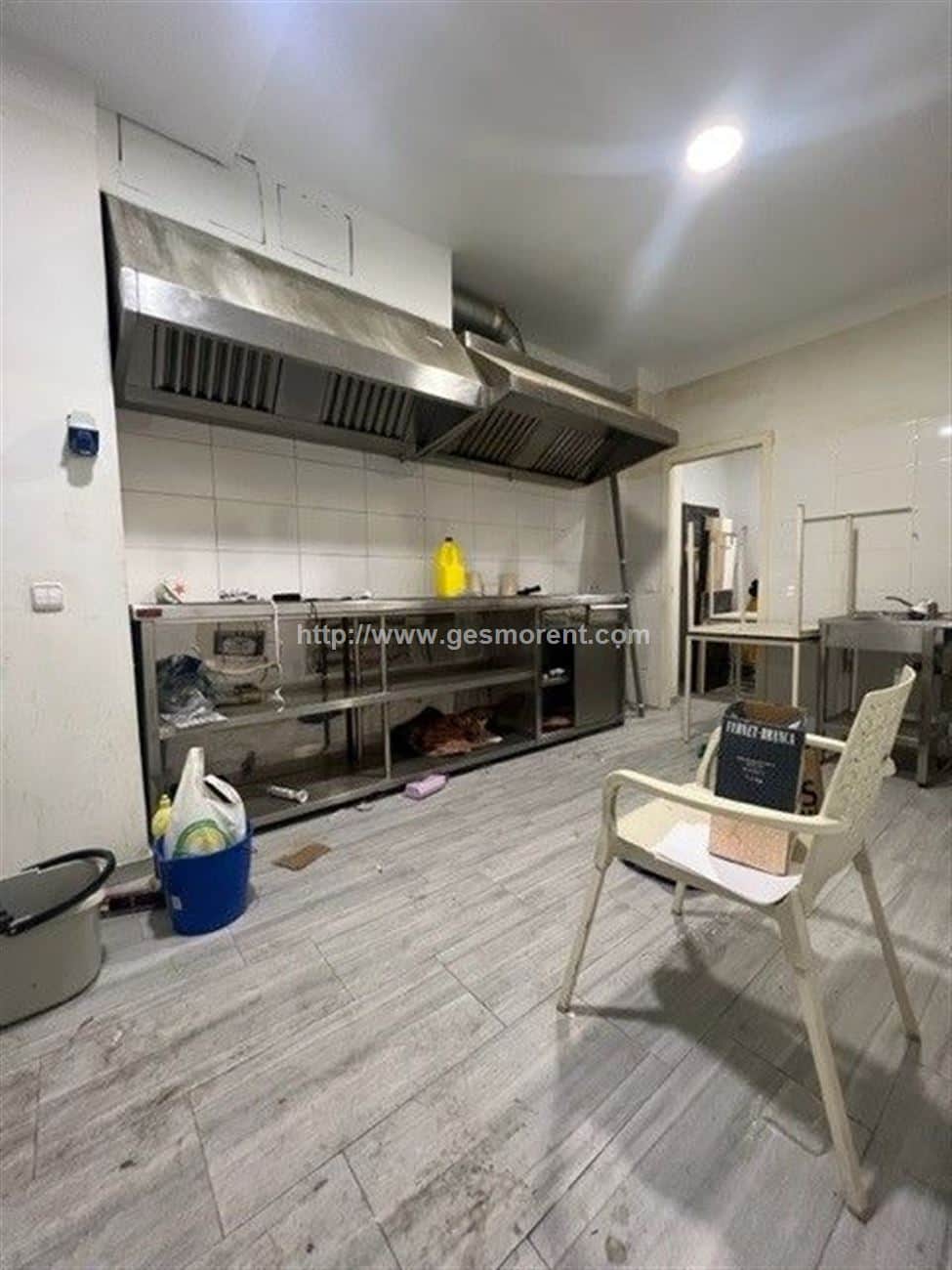 LOCAL EN VENTA EN ARCHIDUC - Foto 3