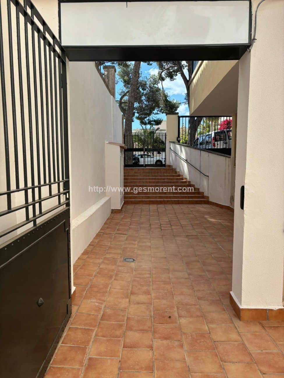 CONJUNTO DE 3 LOCALES EN ALQUILER EN SON ARMADAMS - Foto 5