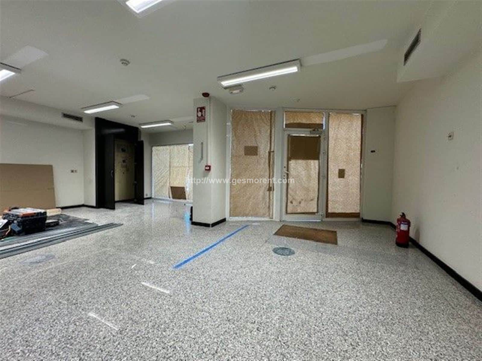 LOCAL COMERCIAL EN ALQUILER EN EL PUERTO DE ANDRATX - Foto 2