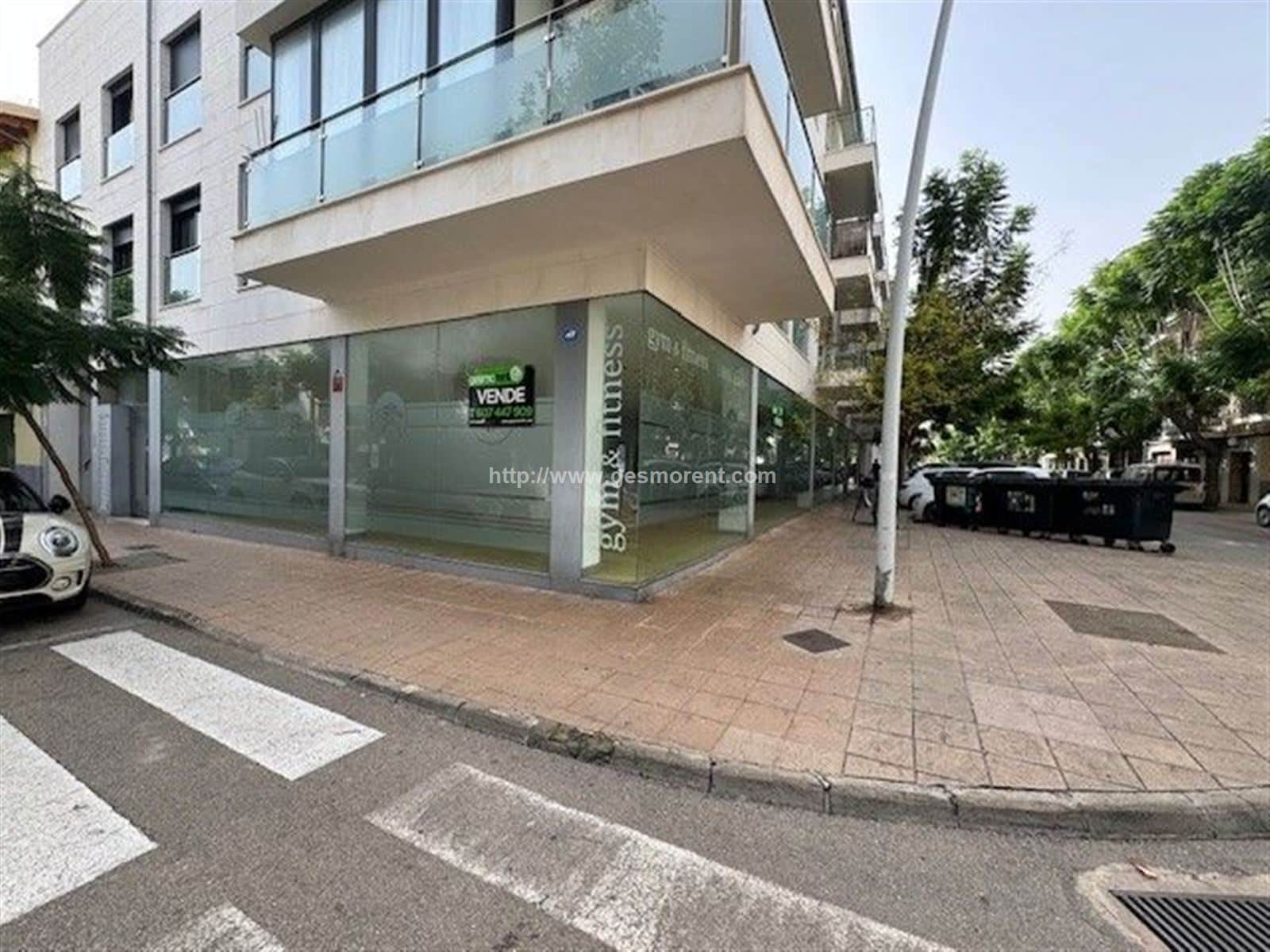 CONJUNTO DE 4 LOCALES EN VENTA EN PORT DE POLLENÇA - Foto 1