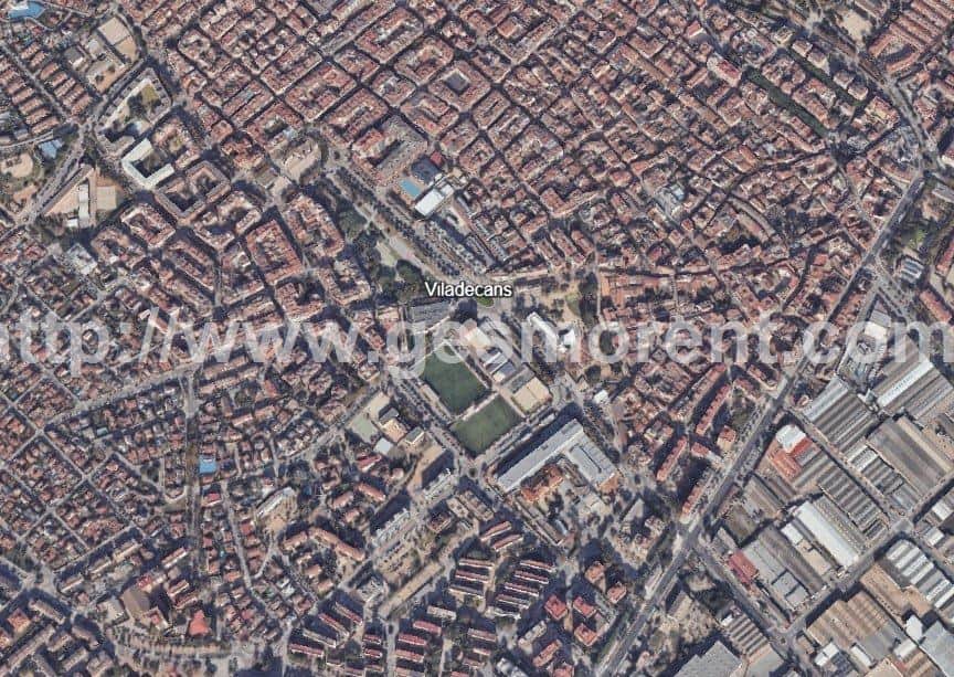 CONJUNTO DE 4 LOCALES EN VENTA EN VILADECANS, BARCELONA - Foto 1