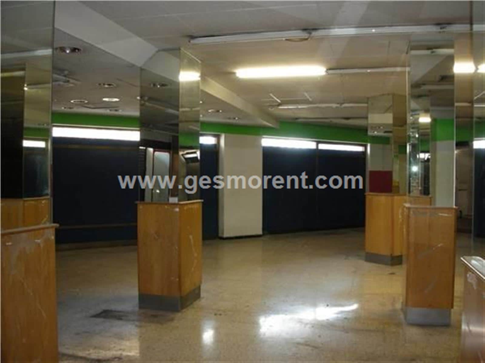 LOCAL CON INQUILINO EN VENTA EN PALMA - Foto 4