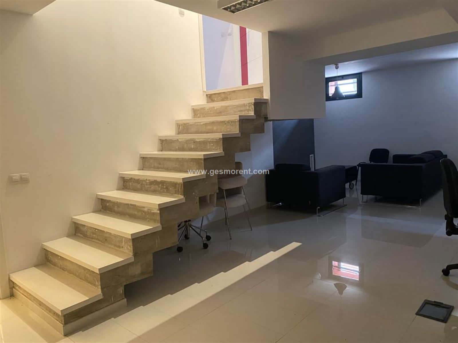 LOCAL EN ALQUILER AL LADO DE CALLE ARAGON - Foto 1