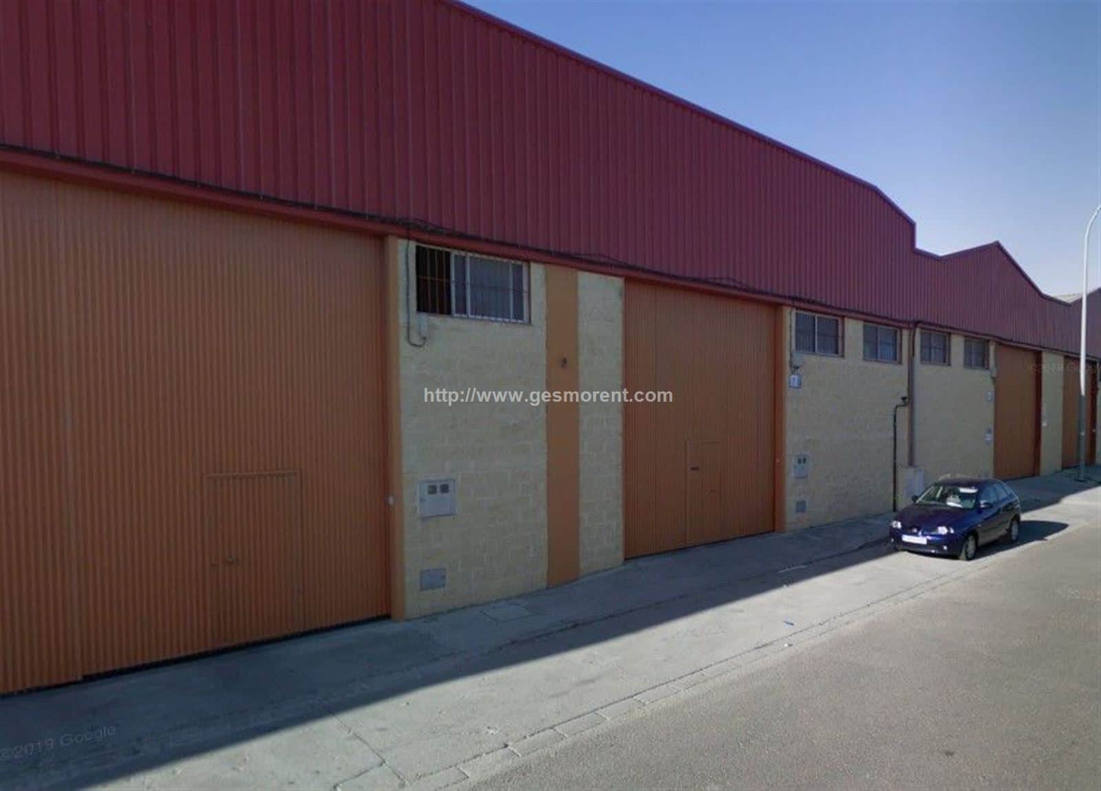 NAVE ADOSADA EN VENTA EN ÉCIJA - Foto 2