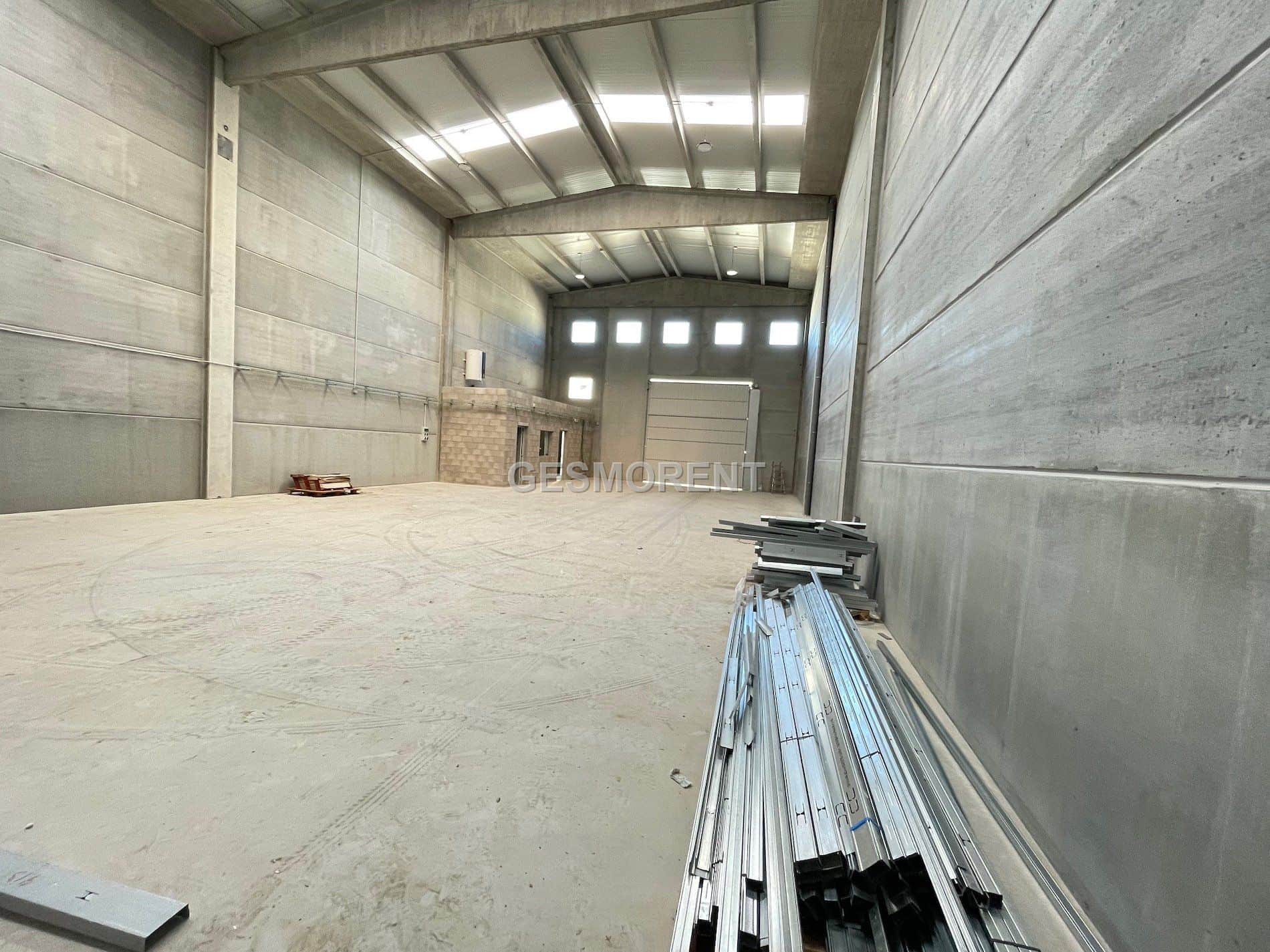 NAVE DE OBRA NUEVA FINALIZADA EN ALQUILER EN ESPARRAGUERA, BARCELONA - Foto 3