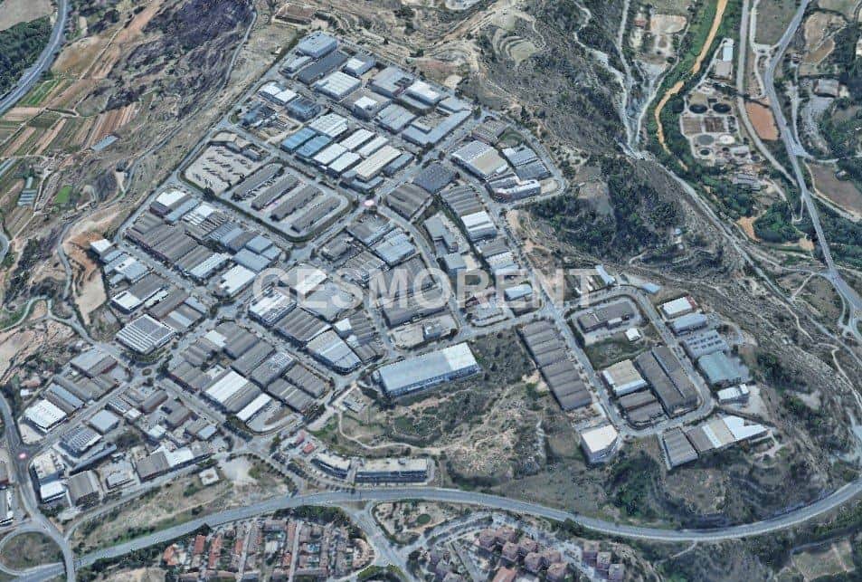 CONJUNTO DE DOS NAVES EN VENTA EN MANRESA - Foto 1