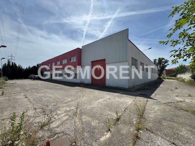 NAVE EN ALQUILER Y VENTA EN POLINYA - Foto 1