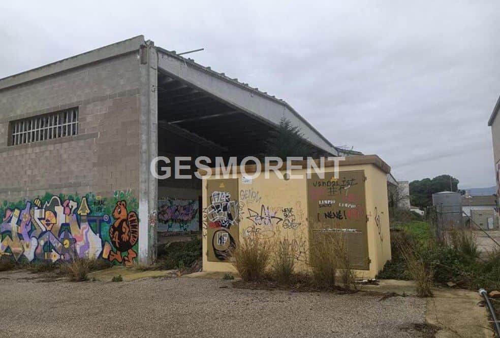NAVE EN OBRA PARADA EN VENTA EN TARRAGONA - Foto 5
