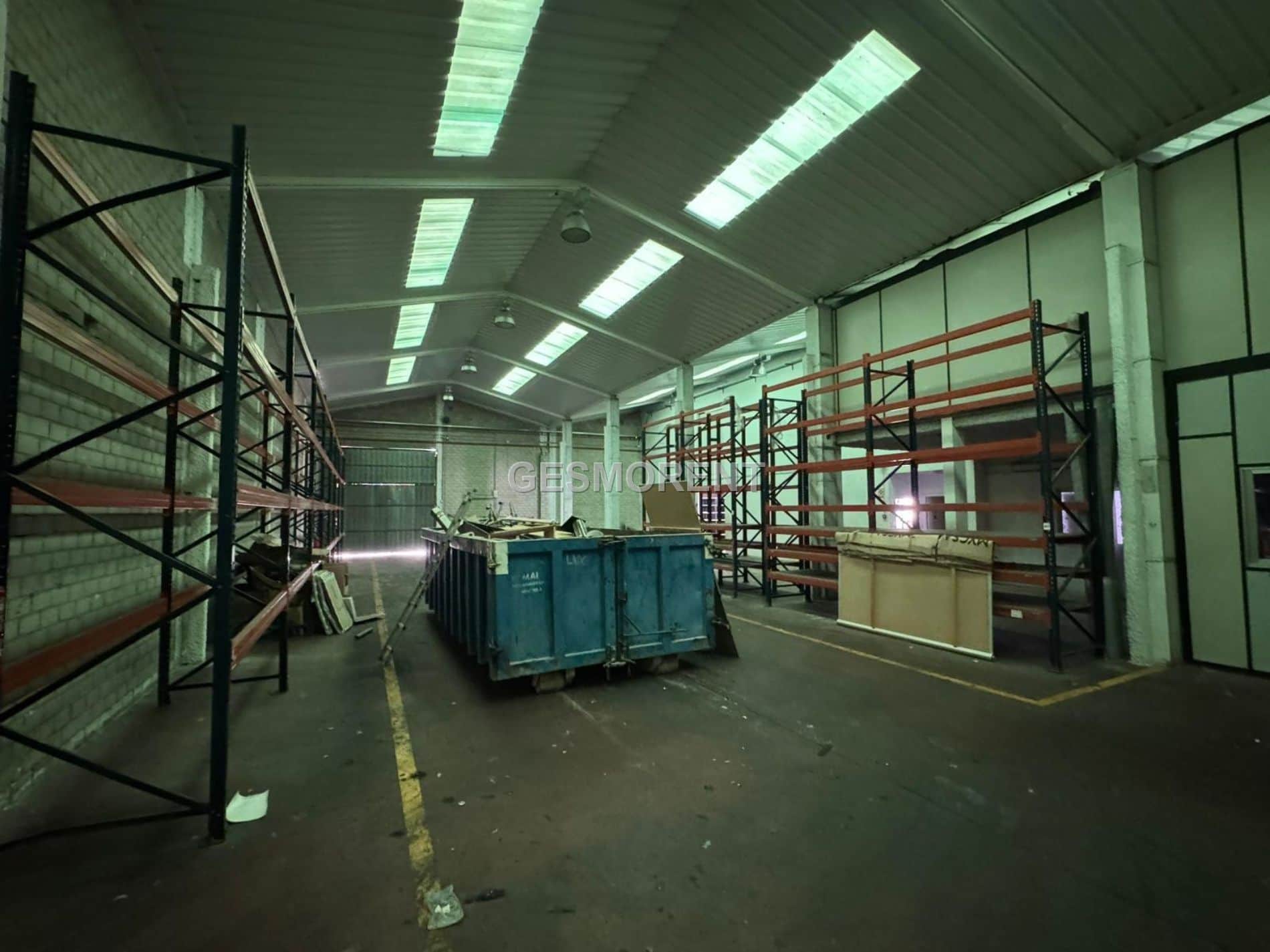 NAVE CON OFICINAS EN VENTA EN SAN FERNANDO DE HENARES, MADRID - Foto 5