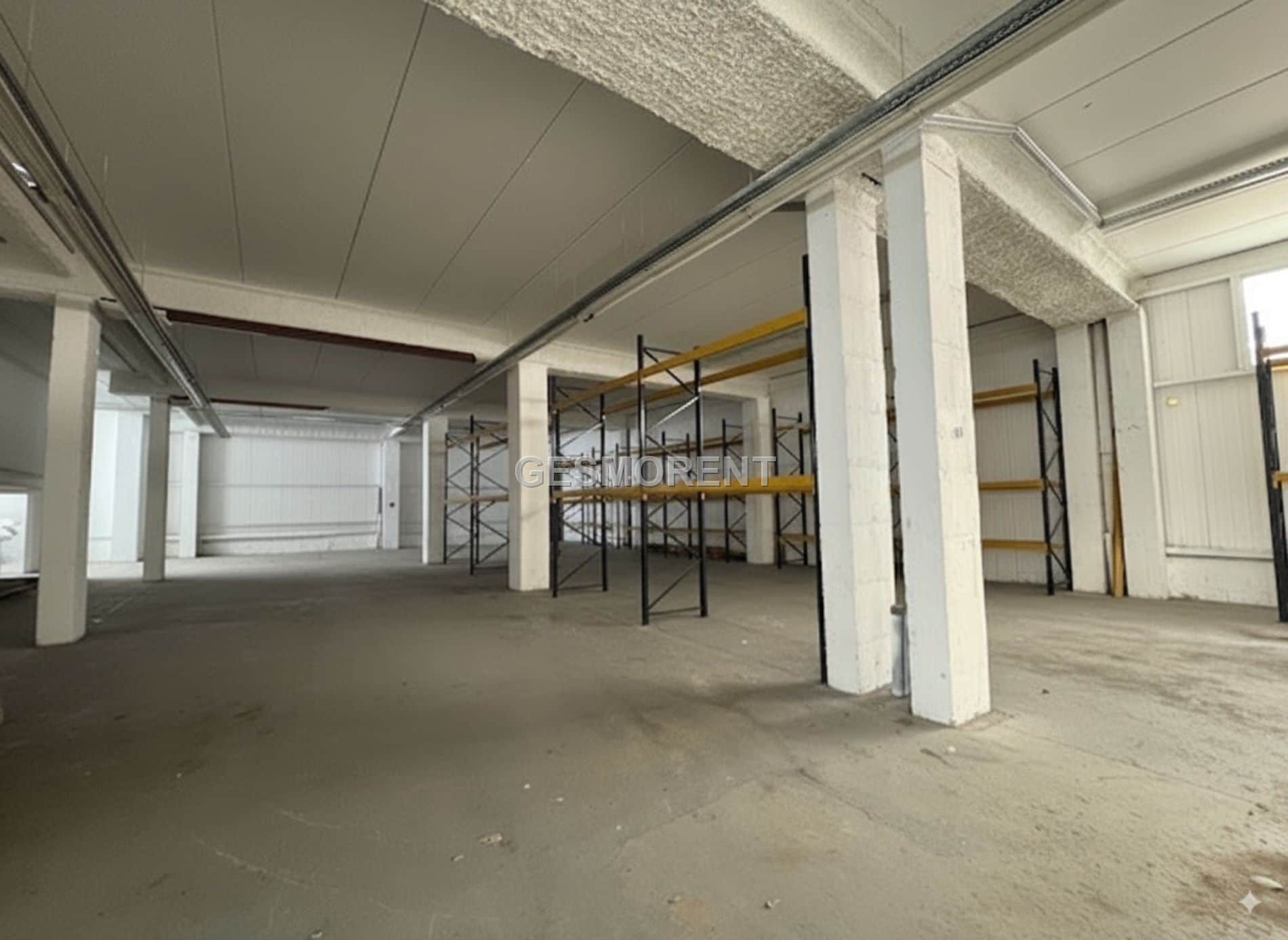 Nave industrial en venta en Sant Joan Despi - Foto 2