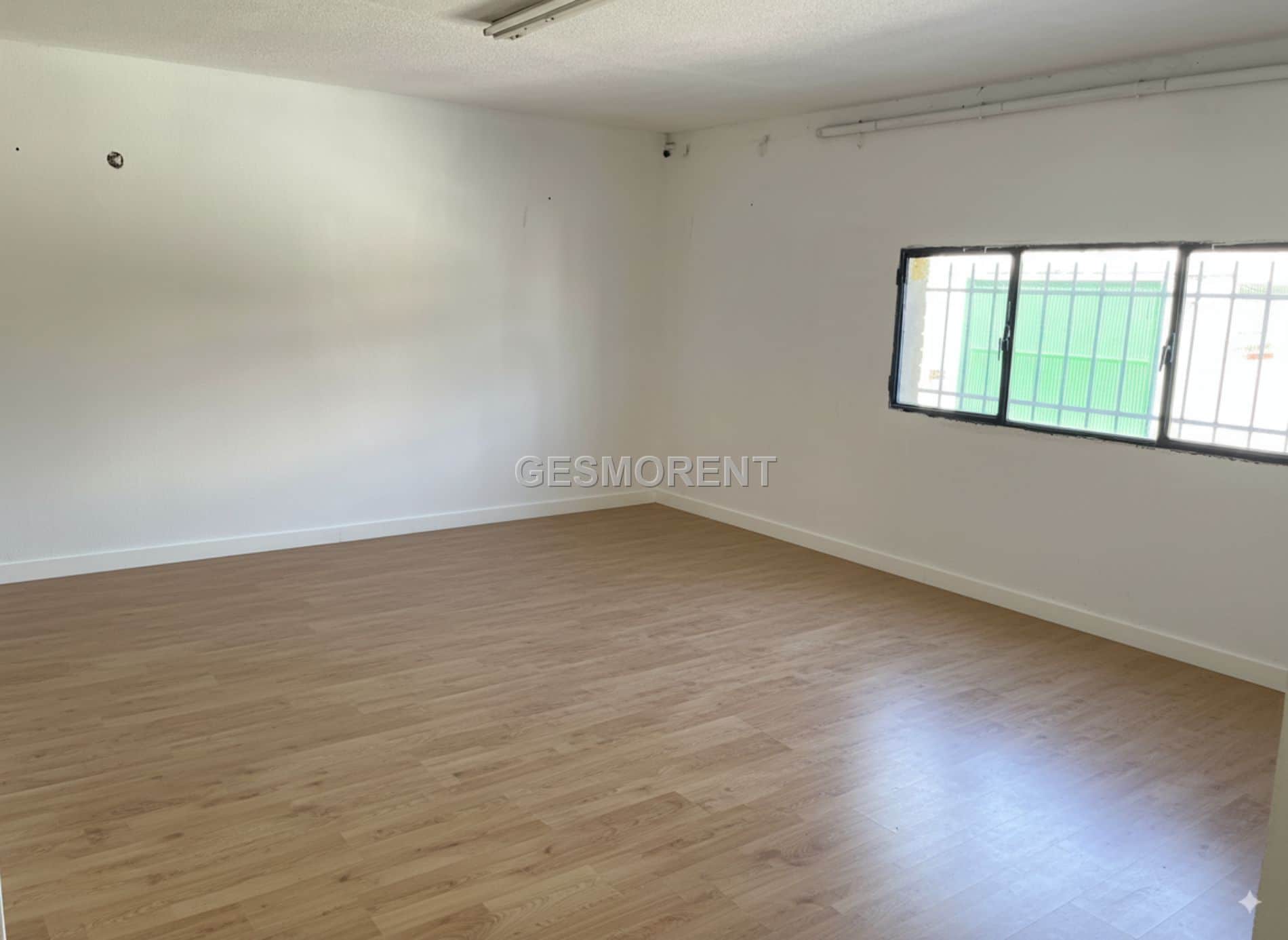 NAVE EN VENTA EN EL POLÍGONO LA LAGUNA, FUENLABRADA - Foto 3