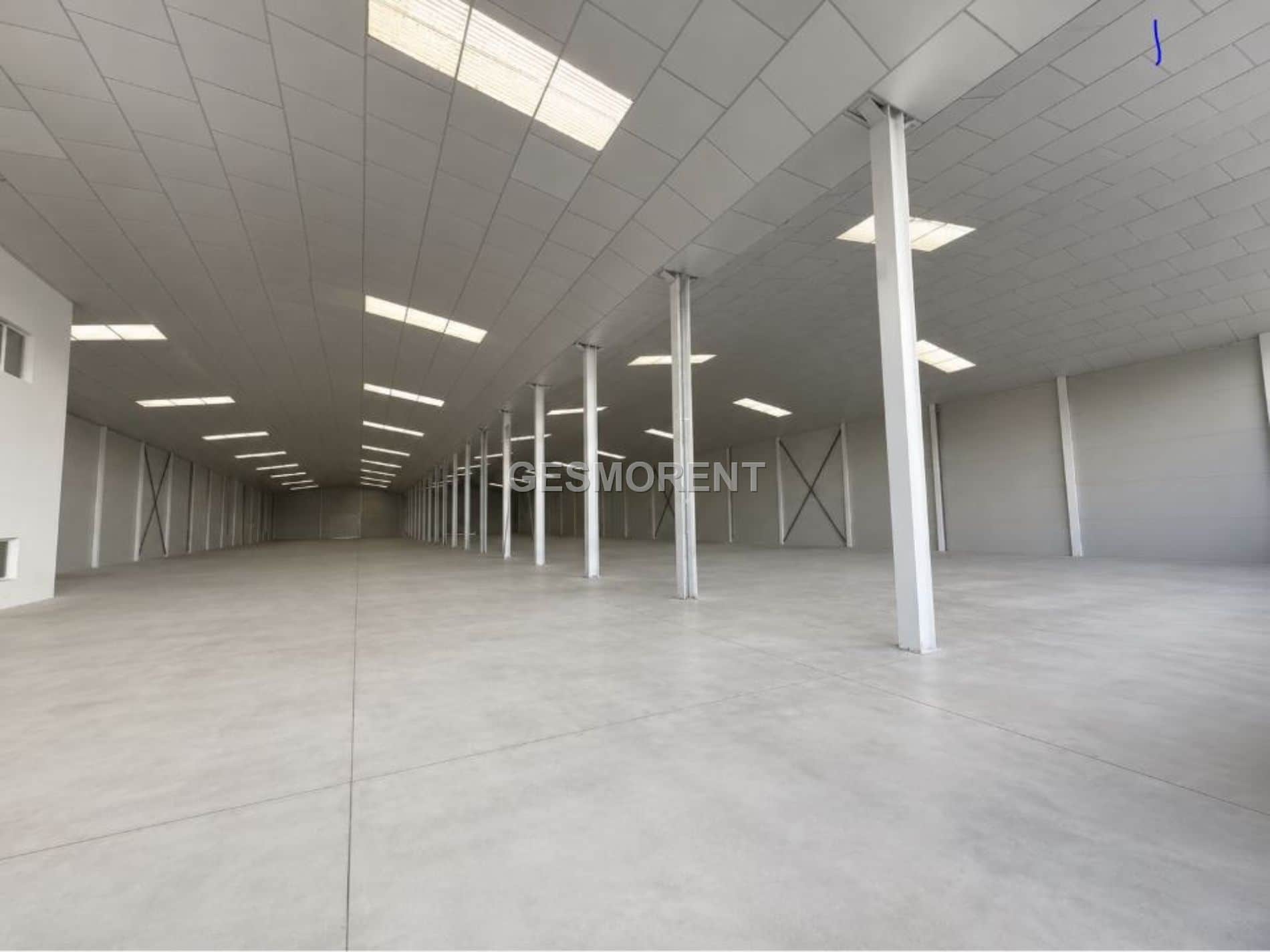 Nave industrial en alquiler en Reus - Foto 2