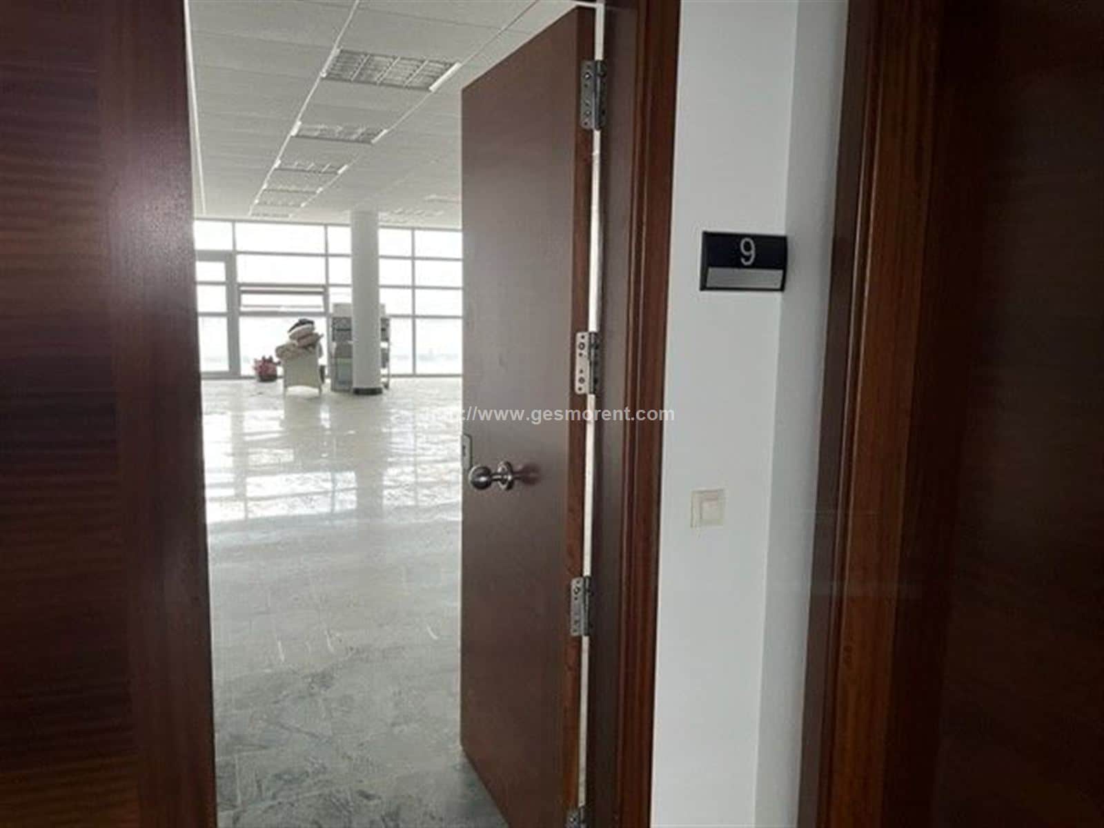 OFICINA + 2 PARKINGS EN VENTA EN EL POLÍGONO SAN VALENTÍ - Foto 5