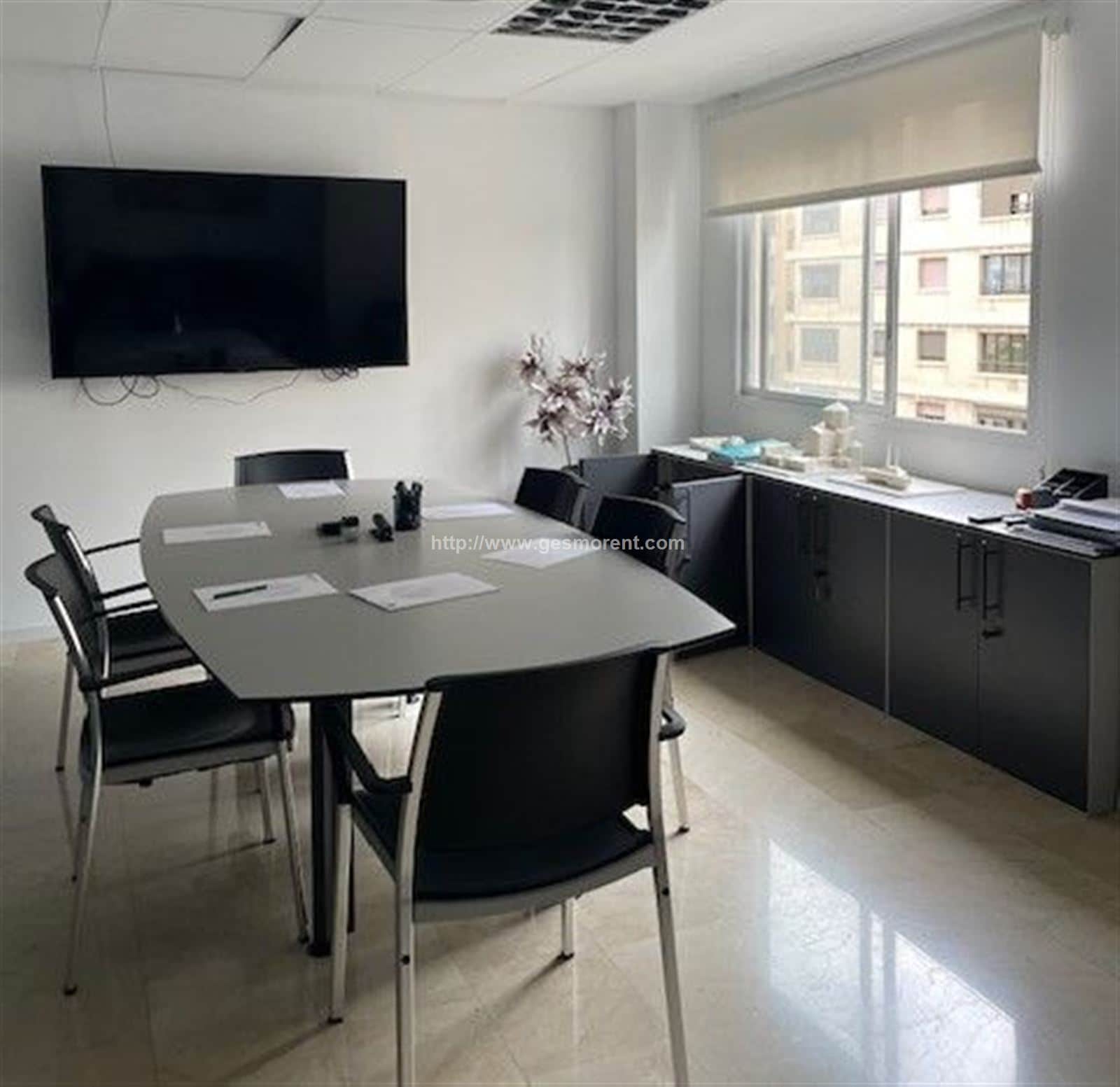 OFICINA EN ALQUILER EN AVENIDAS - Foto 1