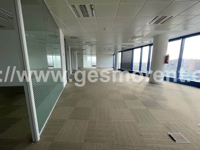 OFICINA EN VENTA CON INQUILINO EN BADALONA - Foto 2