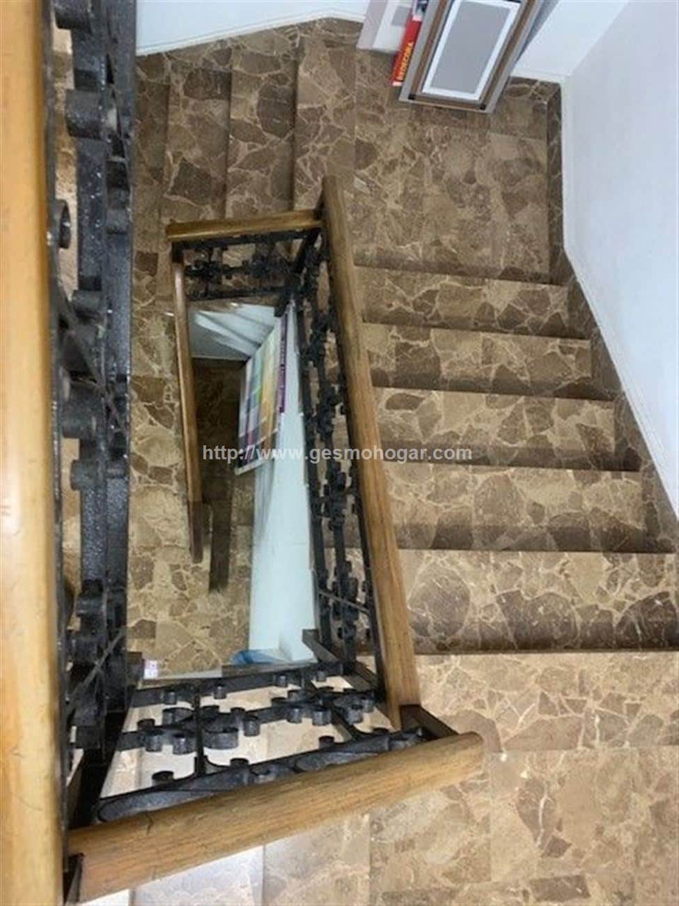 EDIFICIO PARA VIVIENDAS EN VENTA EN EL ARENAL - Foto 4