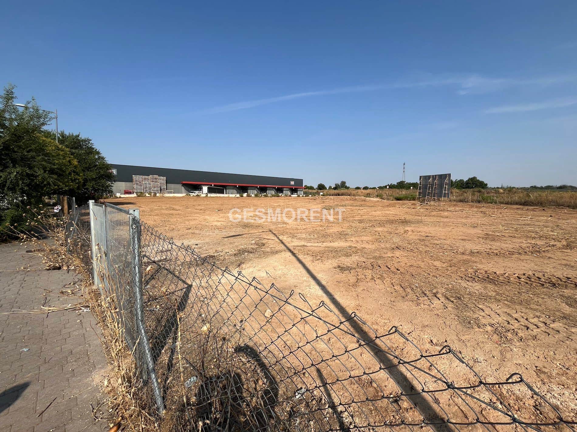 TERRENO INDUSTRIAL EN VENTA EN CABANILLAS DEL CAMPO, GUADALAJARA - Foto 3