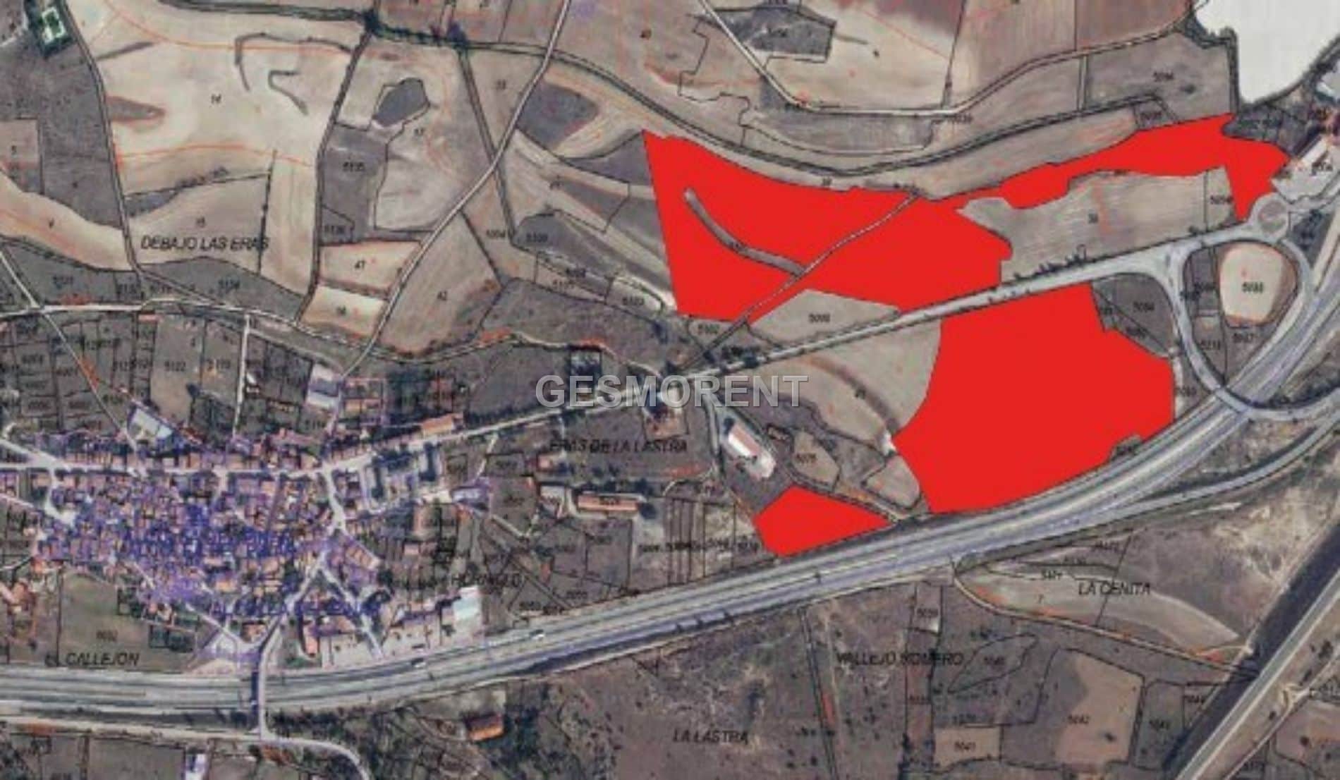 Suelo en desarrollo en venta en Alcolea del Pinar - Foto 1