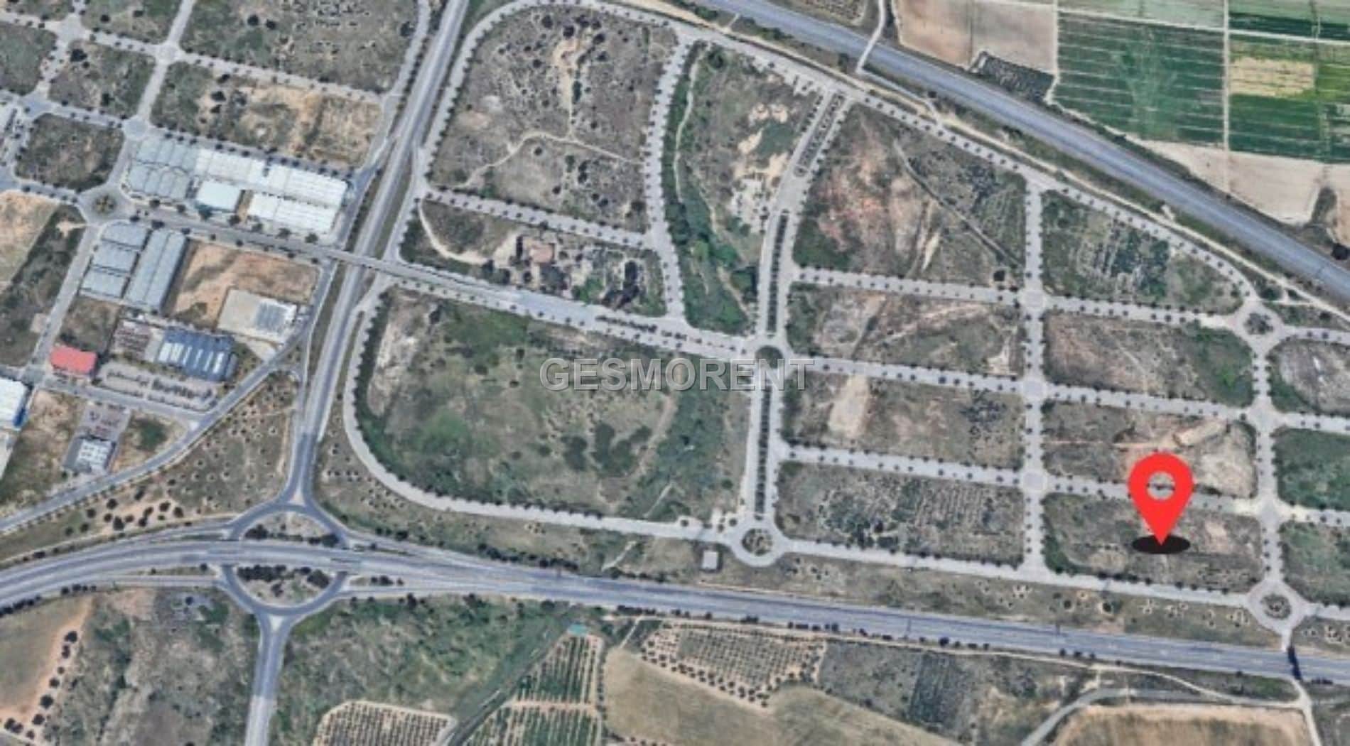Solar en venta en Reus - Foto 1
