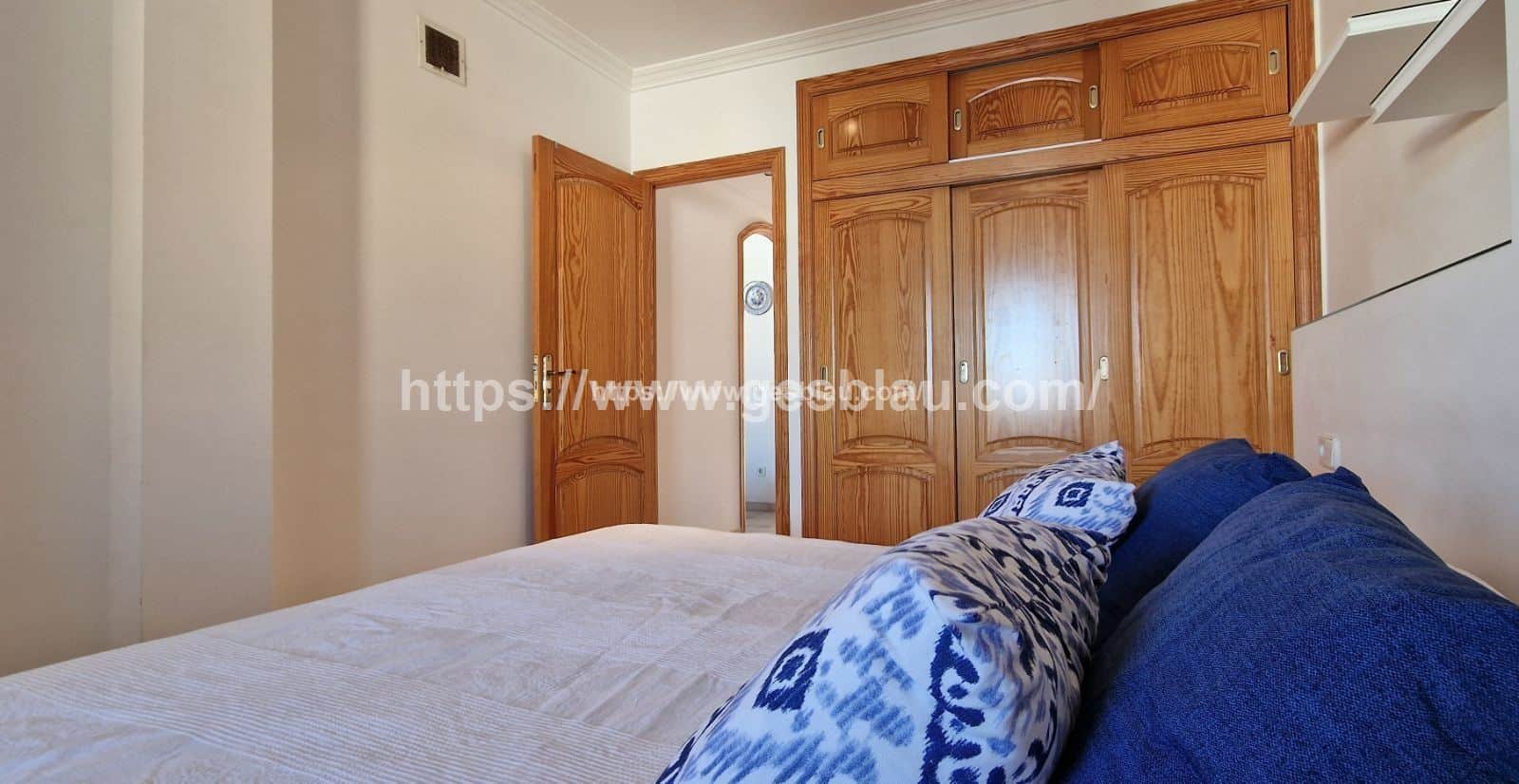 Exclusiva planta baja con vistas al mar y gran terraza - Foto 2