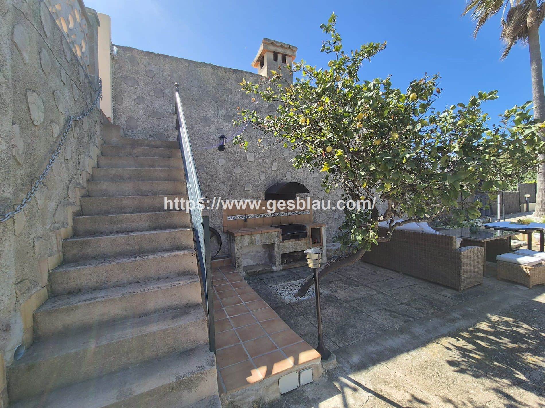 Casa con piscina y gran terraza - Foto 2