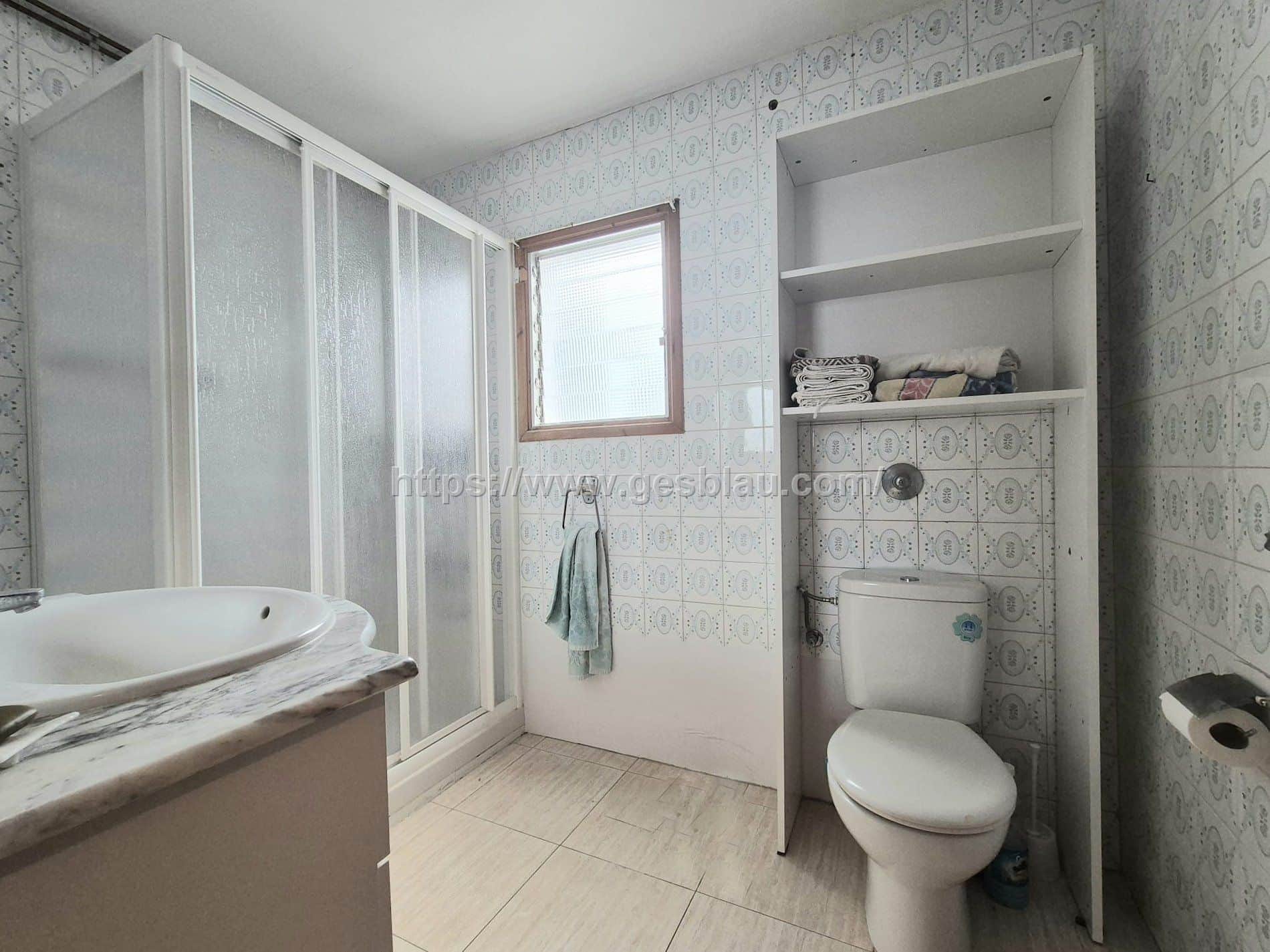 🏡 Casa en venta en Can Picafort – a solo 290 metros de la playa 🌊🚗 Con garaje propio y dos terrazas – ¡cerca del mar! - Foto 5