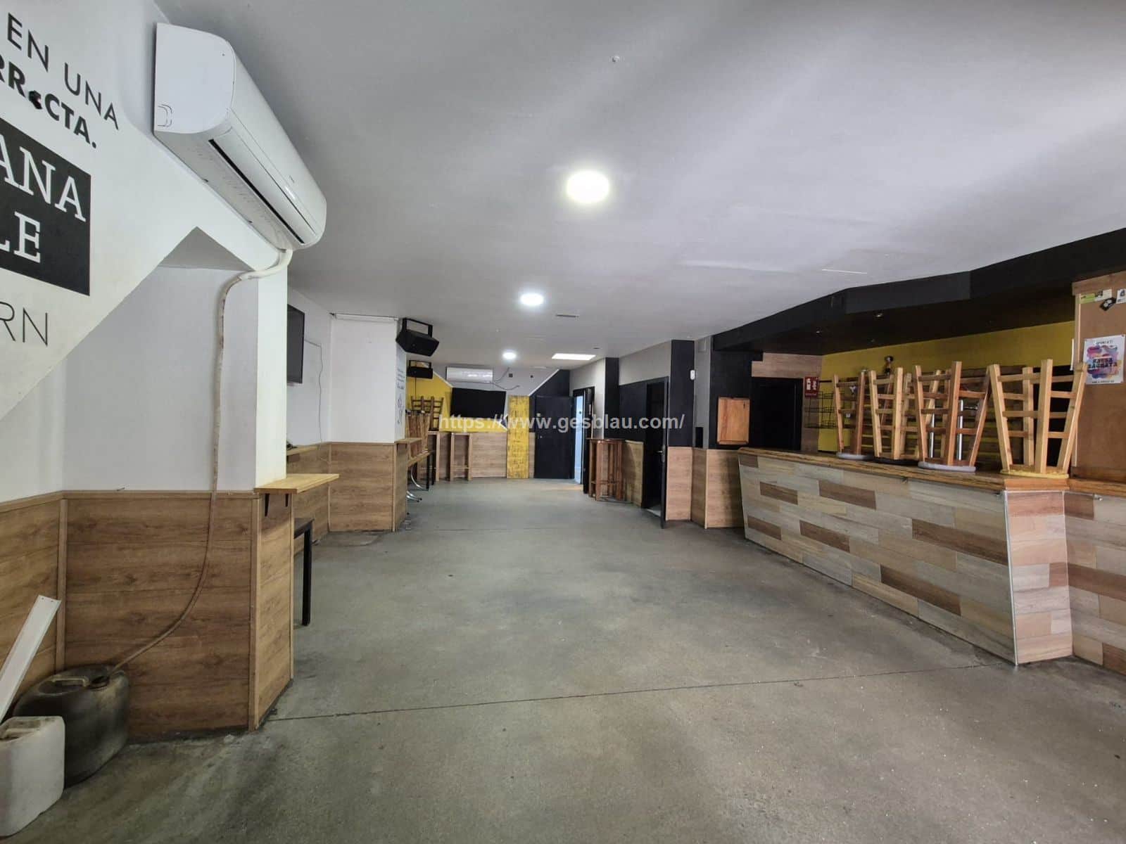 **** Oportunidad **** Local comercial muy bien  situado - Foto 1