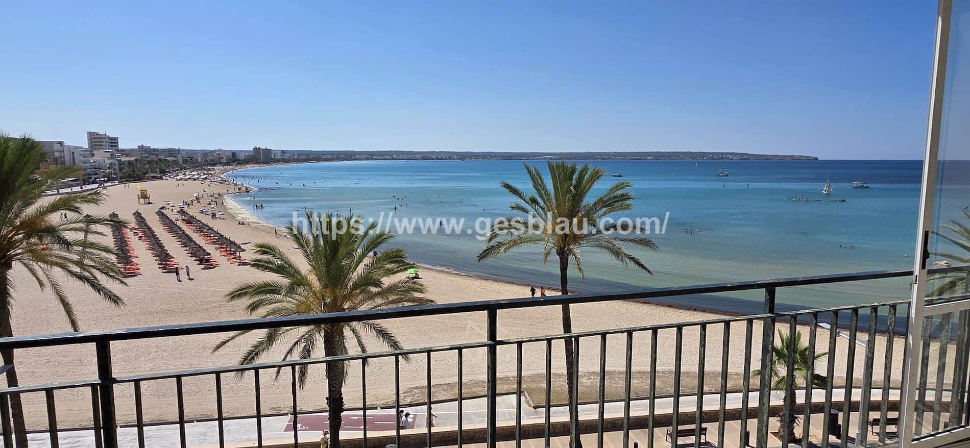 ✨  Exclusivo piso en Primera Línea de Mar con Vistas Panorámicas en Can Pastilla ✨ - Foto 1