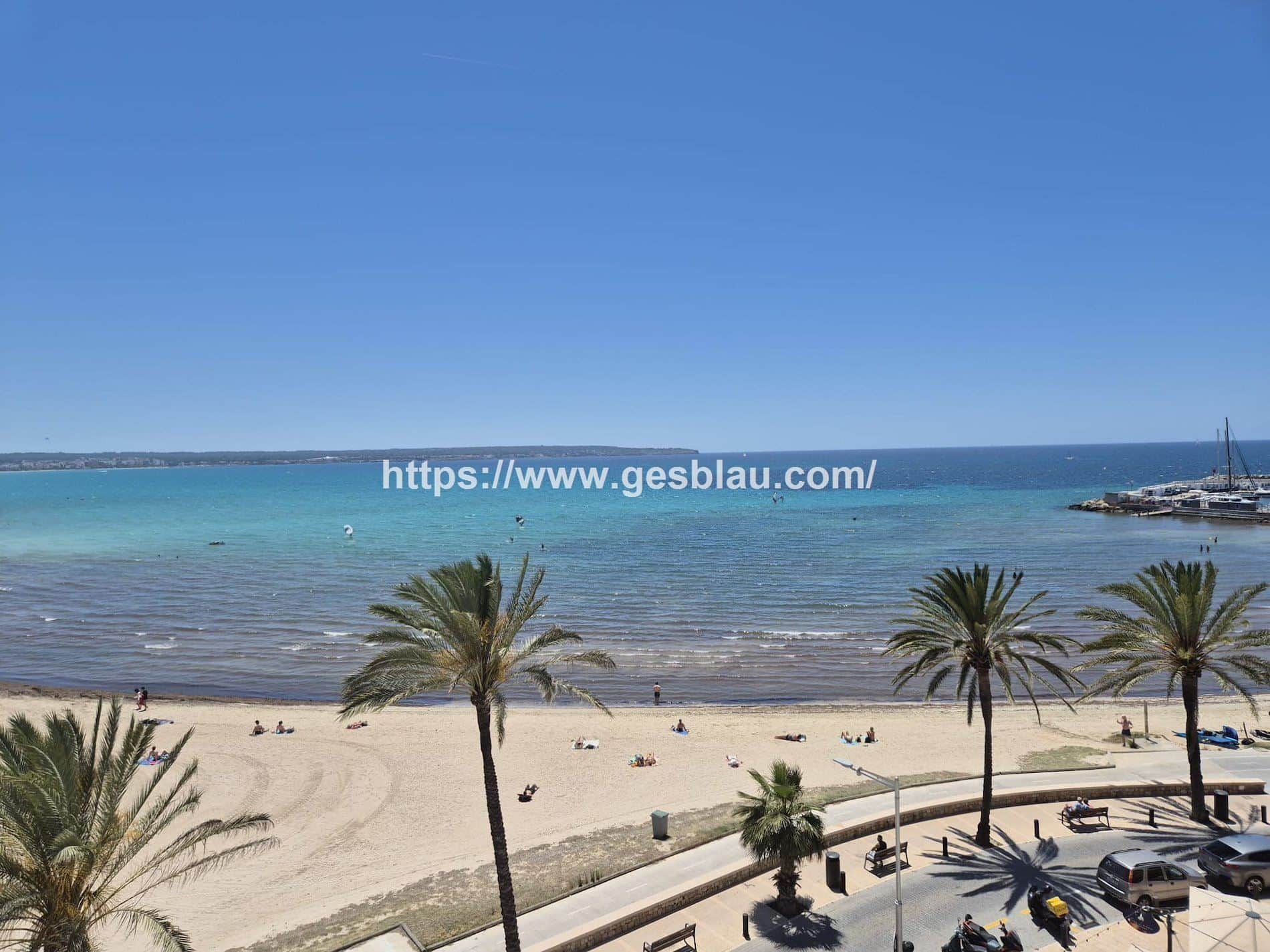 ✨  Exclusivo piso en Primera Línea de Mar con Vistas Panorámicas en Can Pastilla ✨ - Foto 2