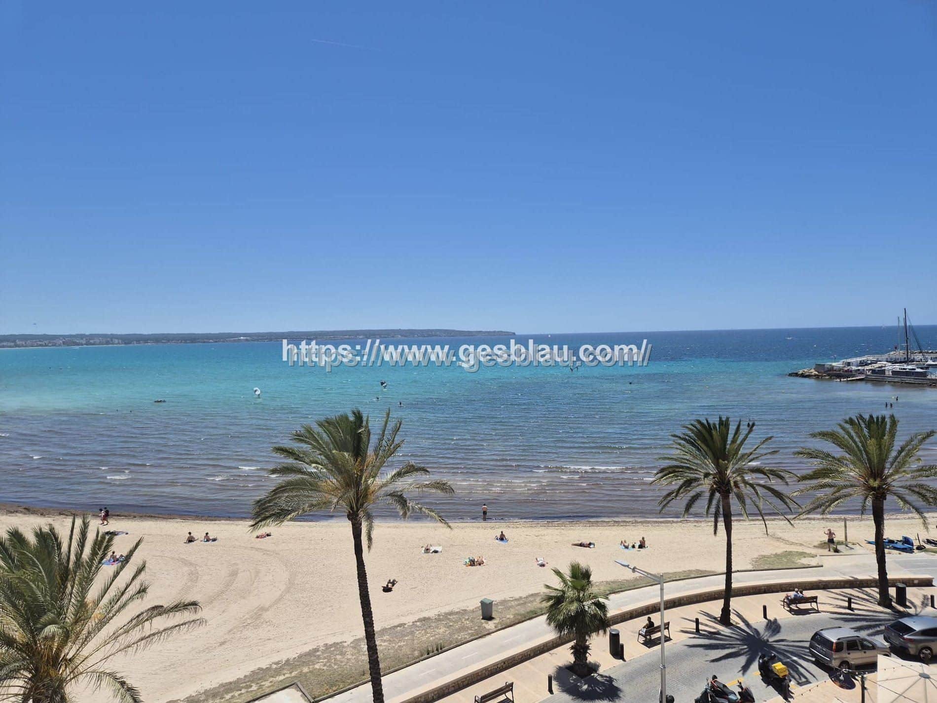 ✨  Exclusivo piso en Primera Línea de Mar con Vistas Panorámicas en Can Pastilla ✨ - Foto 5