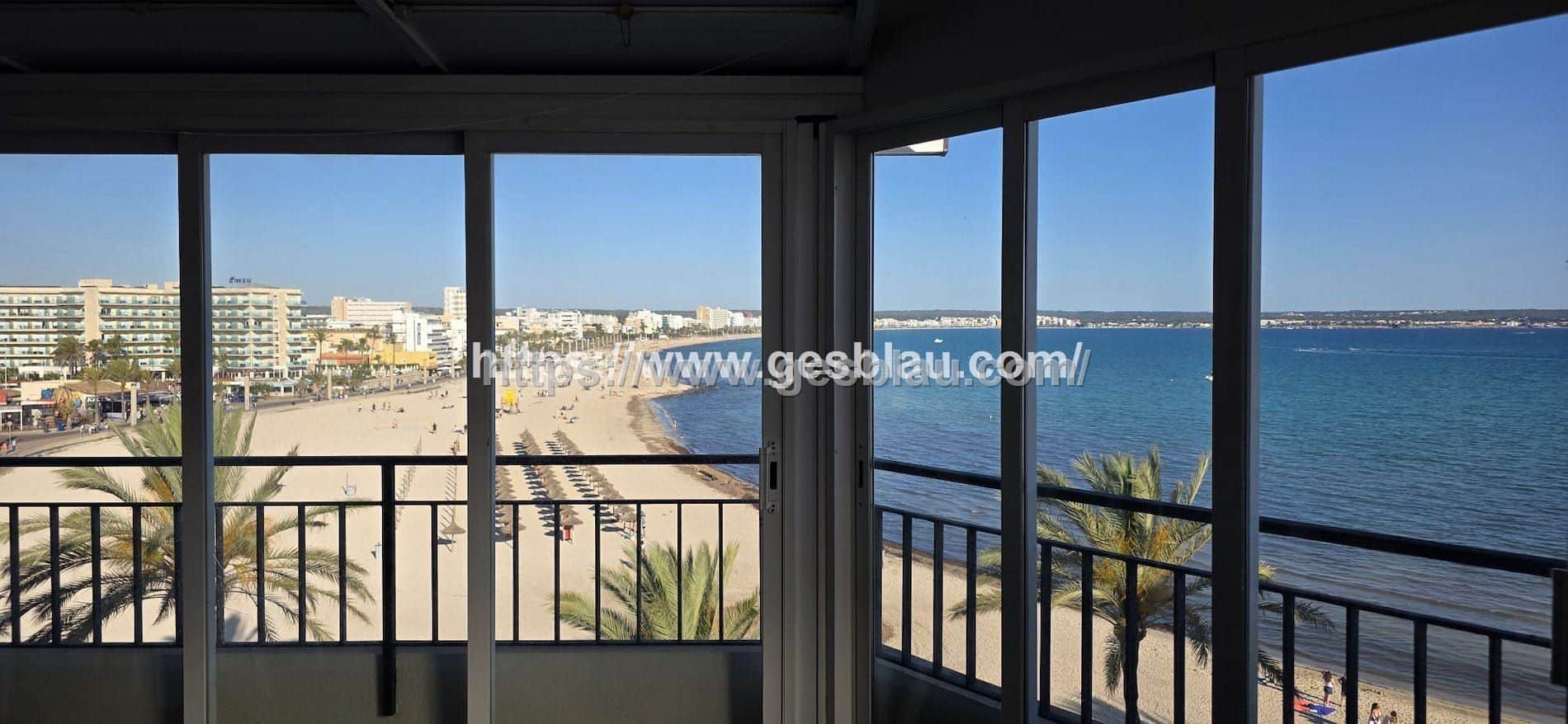 ✨  Exclusivo piso en Primera Línea de Mar con Vistas Panorámicas en Can Pastilla ✨ - Foto 3