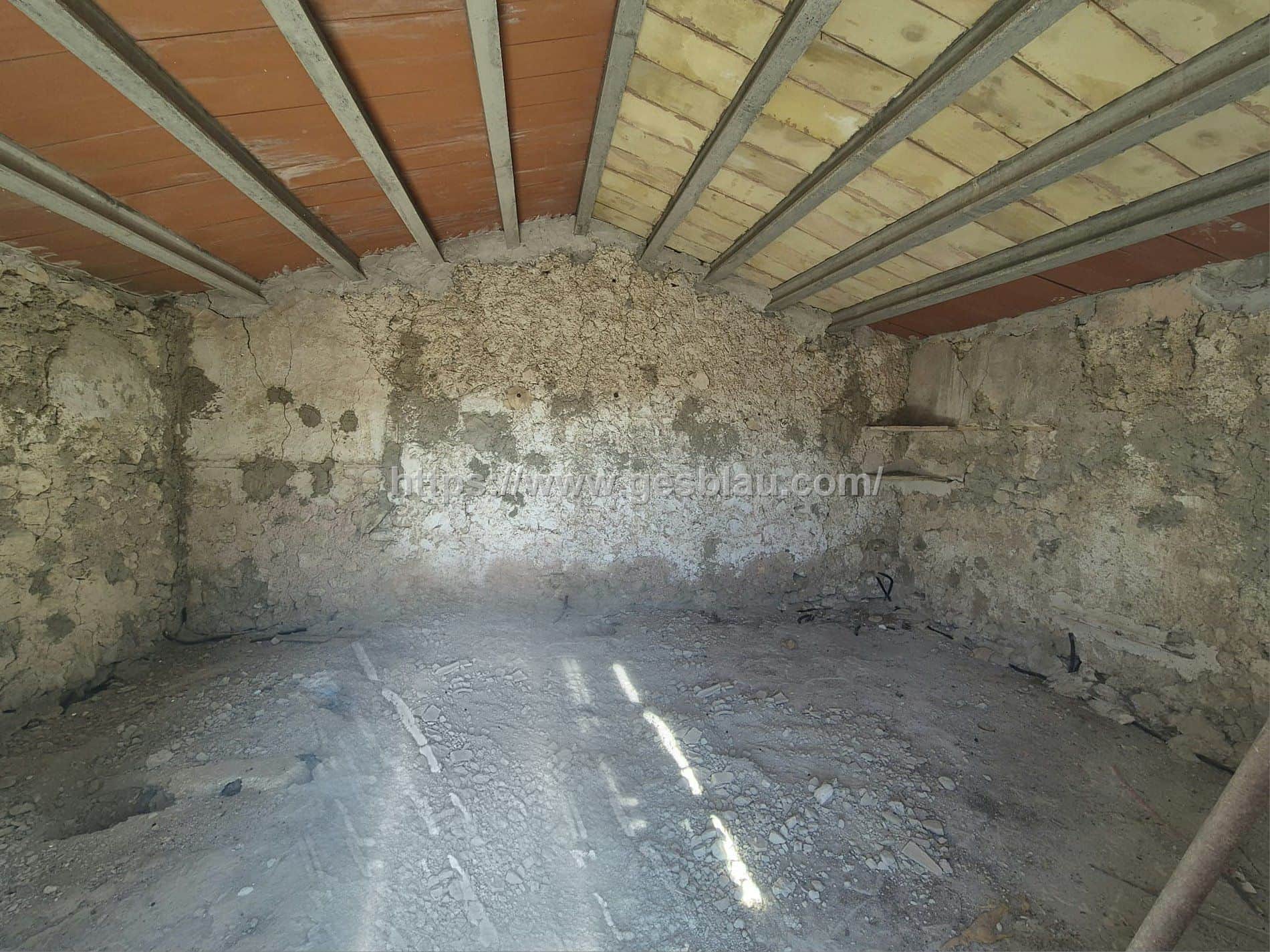 Finca rústica con caseta para reformar - Foto 3