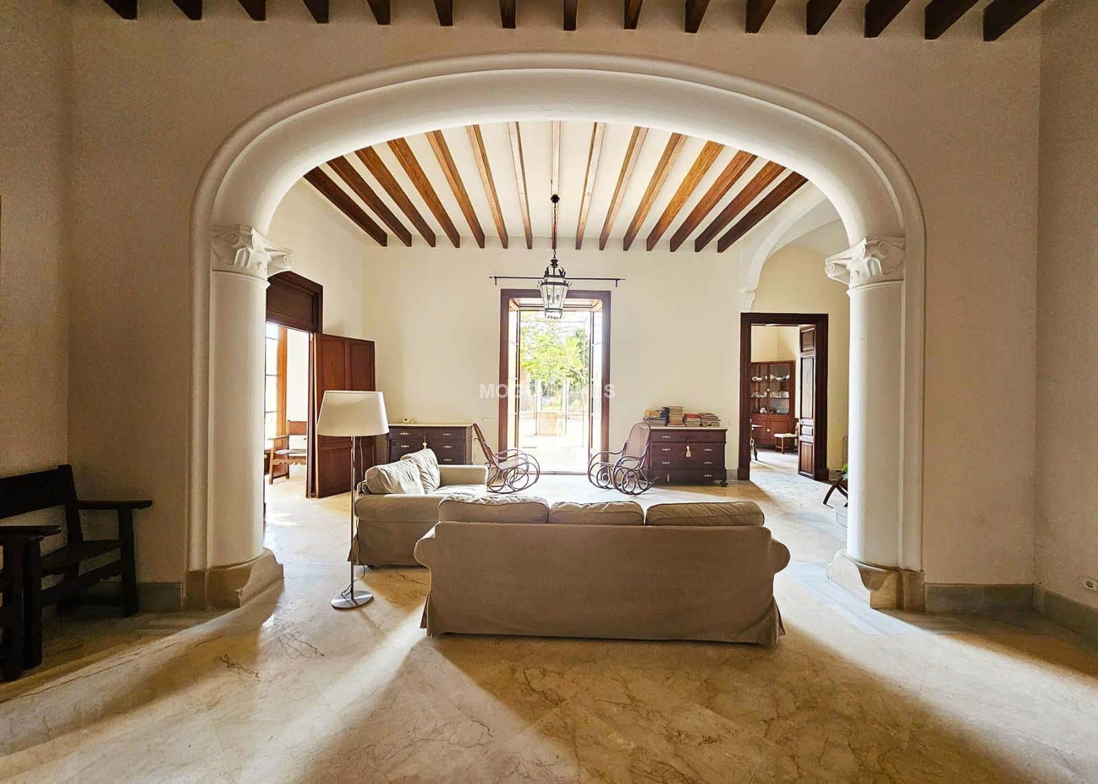 CASA SEÑORIAL EN EL CENTRO DE PORRERES CON TERRENO - Foto 2