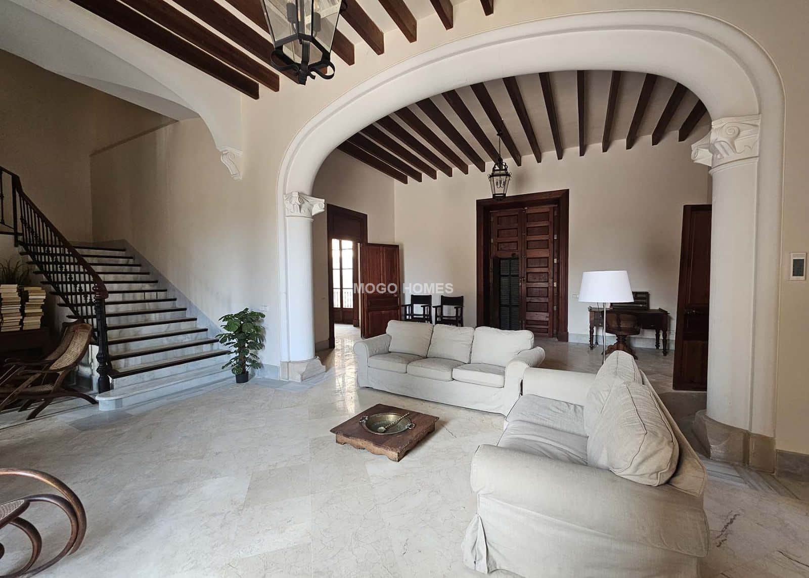 CASA SEÑORIAL EN EL CENTRO DE PORRERES CON TERRENO - Foto 4