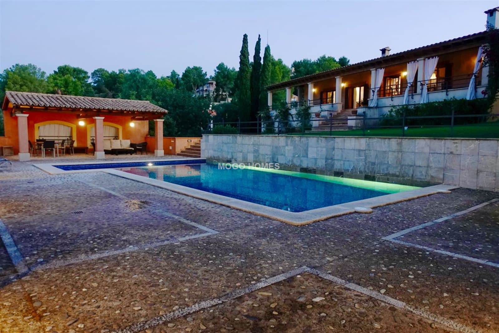 Elegante casa con piscina y vistas espectaculares cerca de Bunyola. - Foto 2