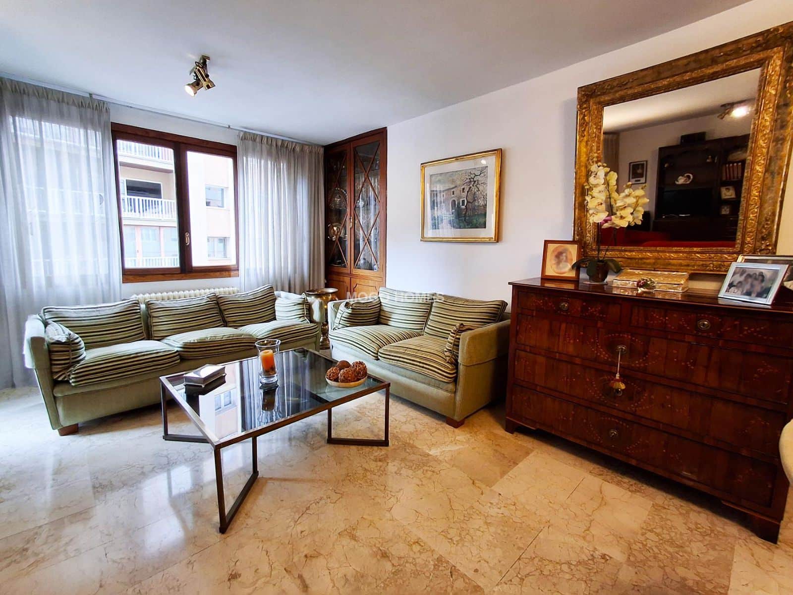 AMPLIO PISO JUNTO AL PASEO MALLORCA - Foto 1