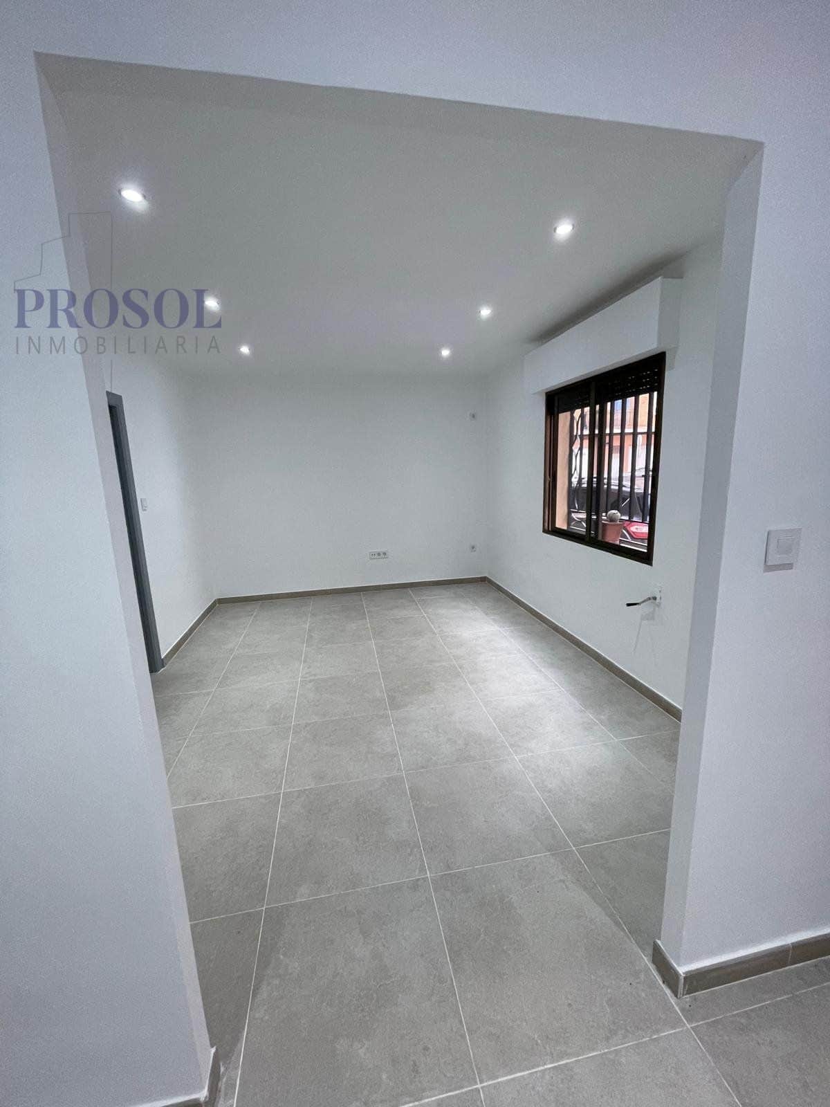 VENTA DE CASA REFORMADA EN CENTRO - Foto 1