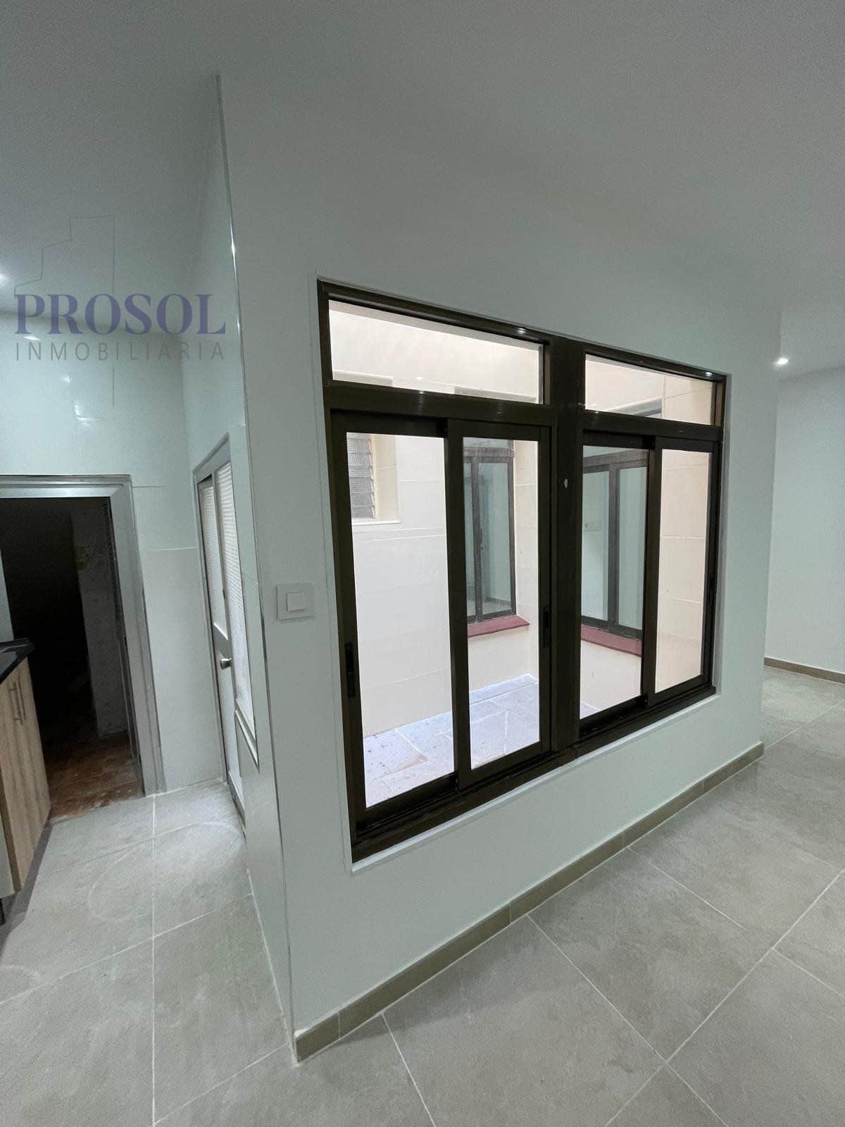 VENTA DE CASA REFORMADA EN CENTRO - Foto 5