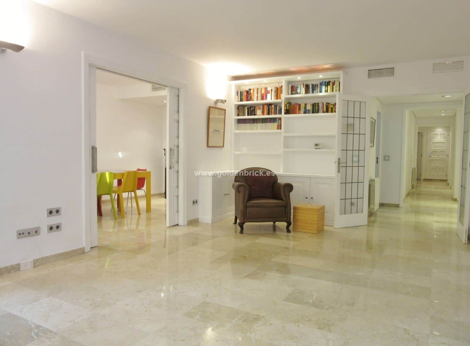 Impecable piso de corte moderno con plaza de garaje próximo a Paseo Mallorca - Foto 4