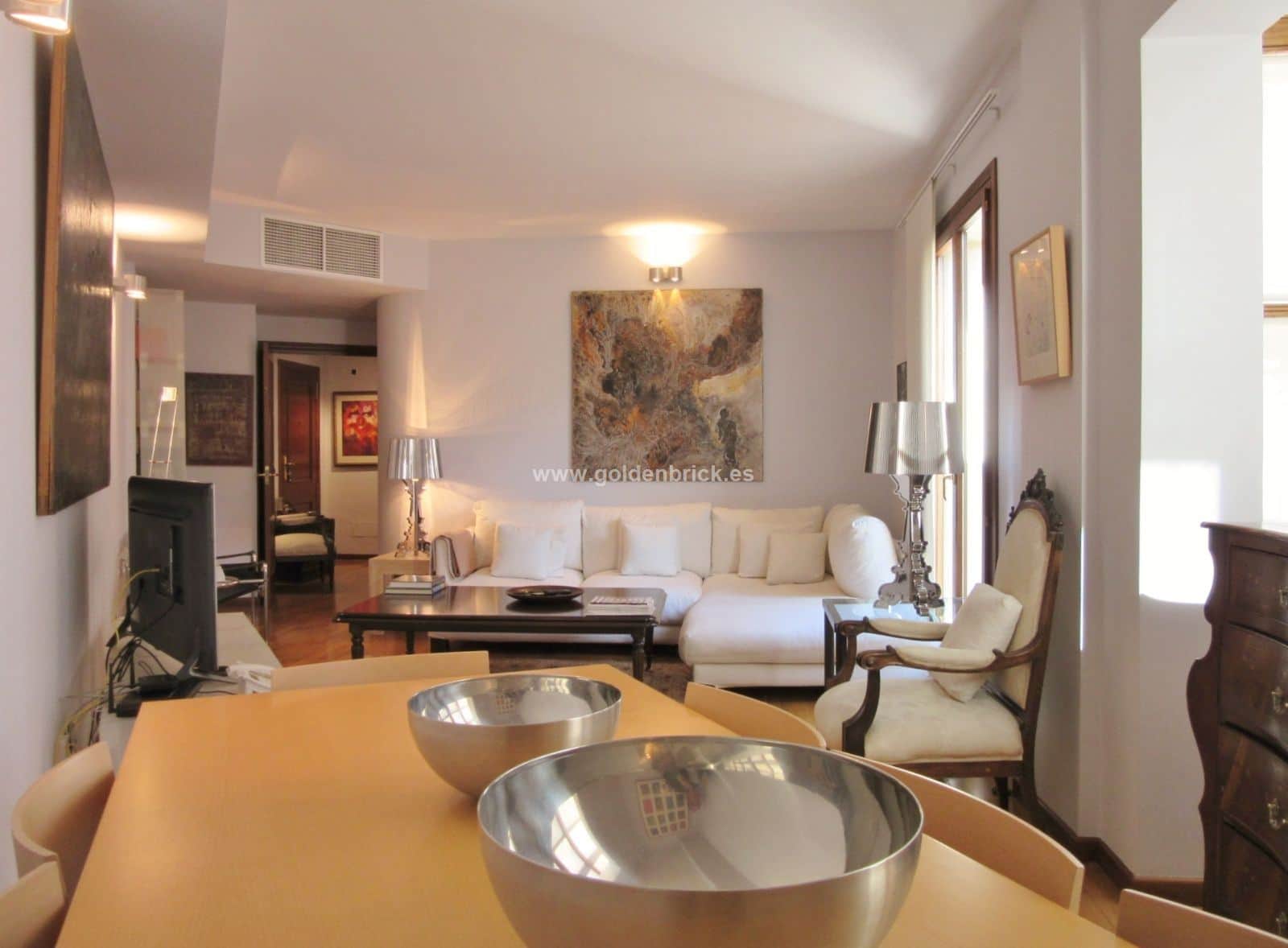 Elegante piso amueblado con plaza de garaje en Jaime III - Foto 3