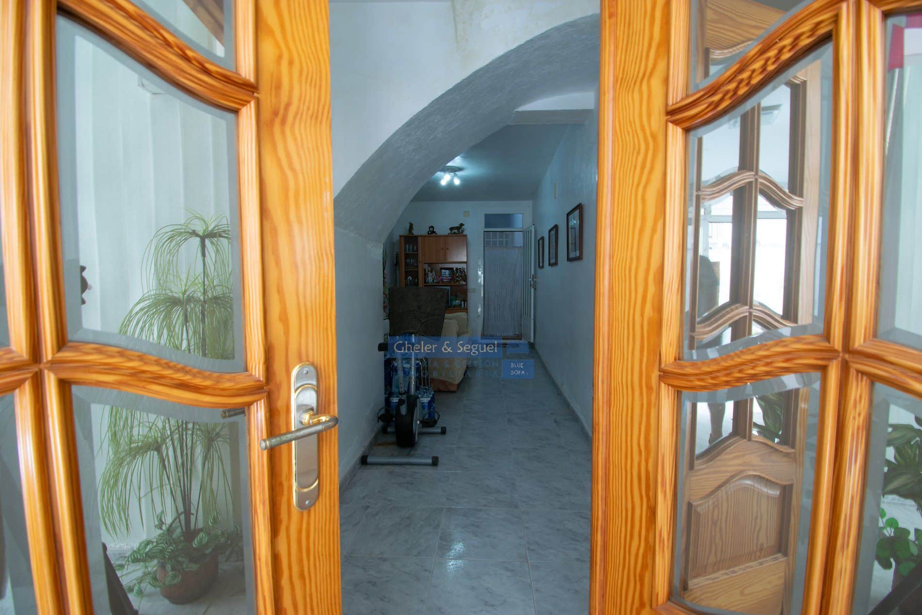 Casa de pueblo en Segorbe – 147 m², 3 plantas + terraza. Para entrar a vivir - Foto 2