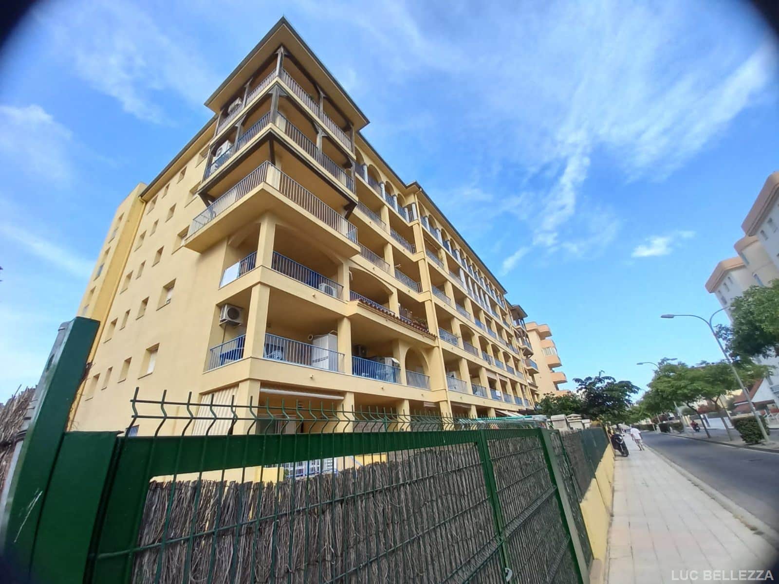 Bonito apartamento con piscina com. - Foto 1