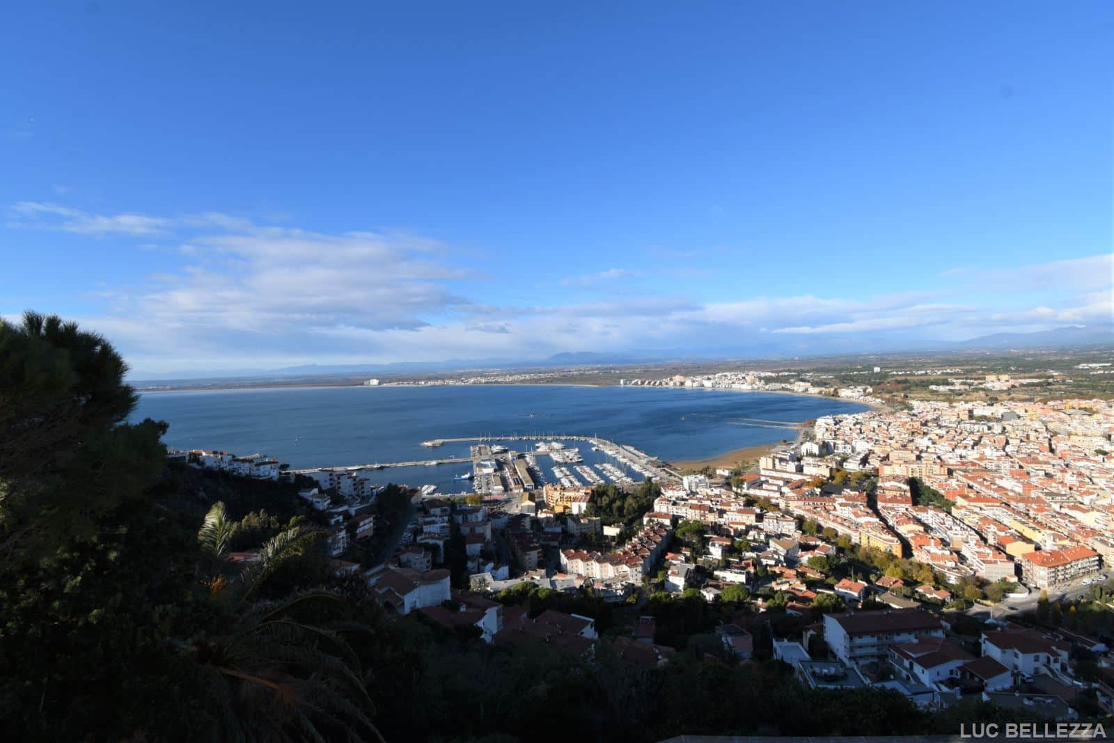 Apartamento situado en  urbanización Puig Rom - Foto 1