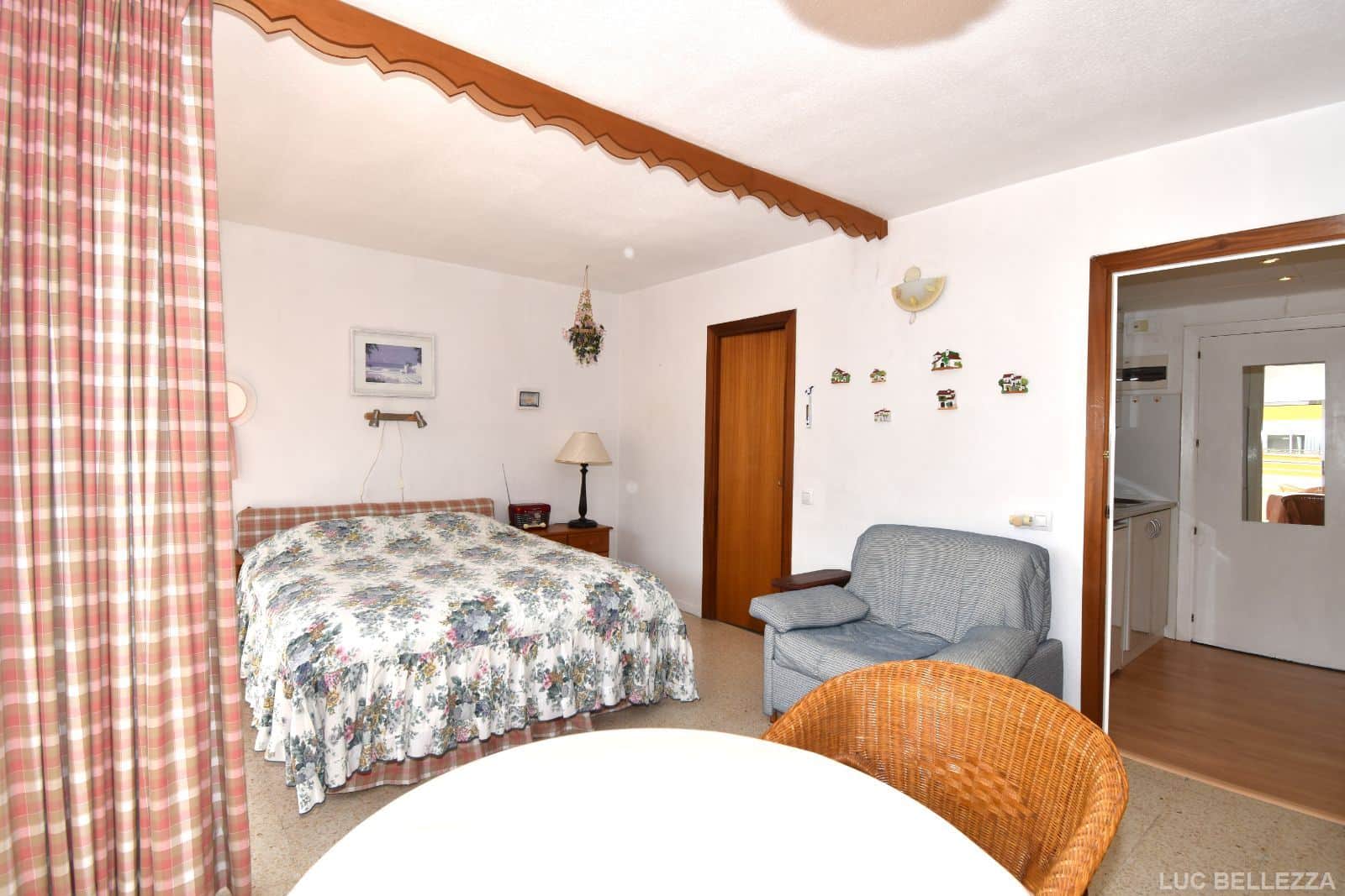 Estudio  situada en 1º línea de mar, - Foto 5